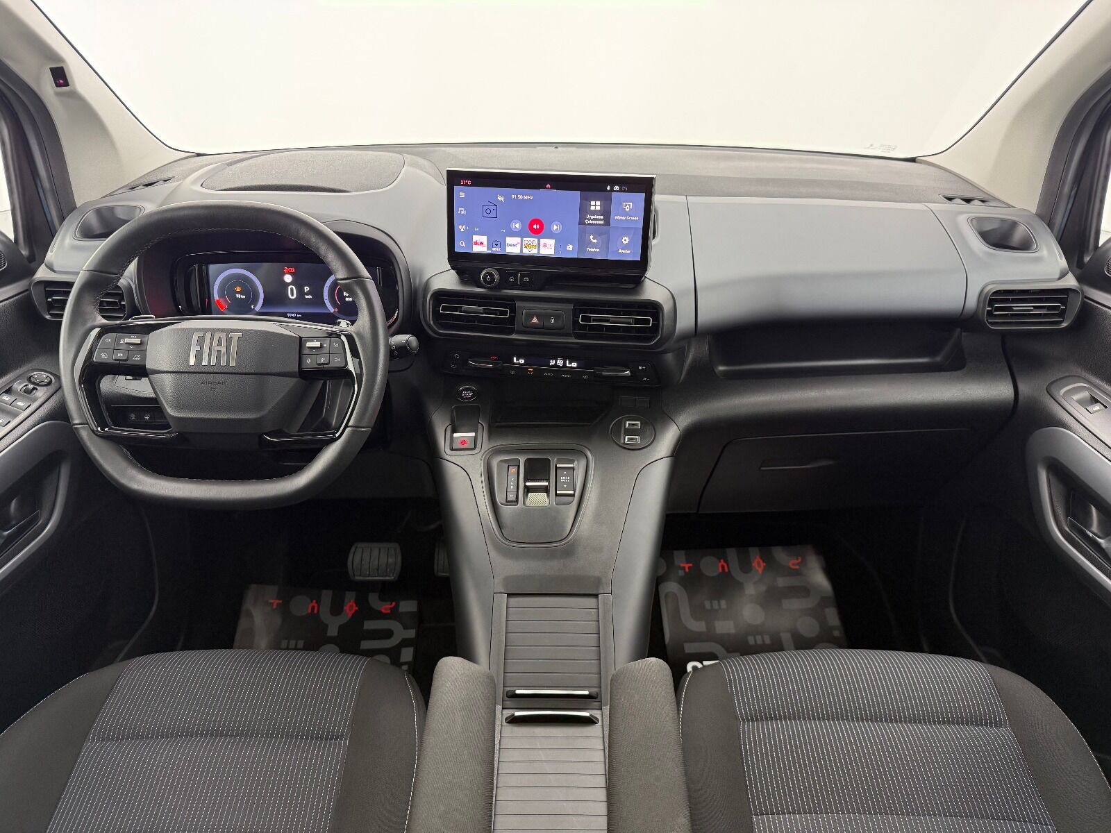 Fiat Doblo Combi 1.5 BlueHDİ Premio Plus - 2026 - Detay