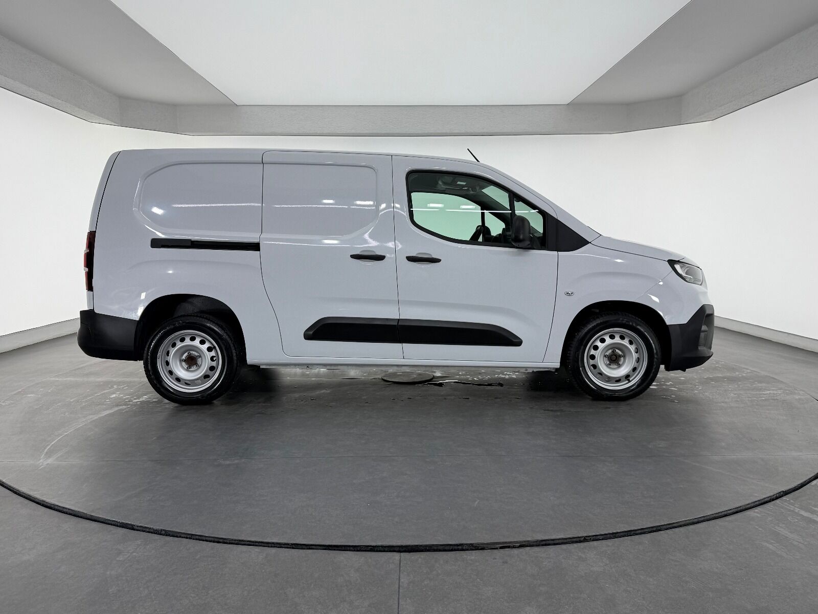 Fiat Doblo Cargo 1.5 BlueHDİ Maxi - 2025 - Detay