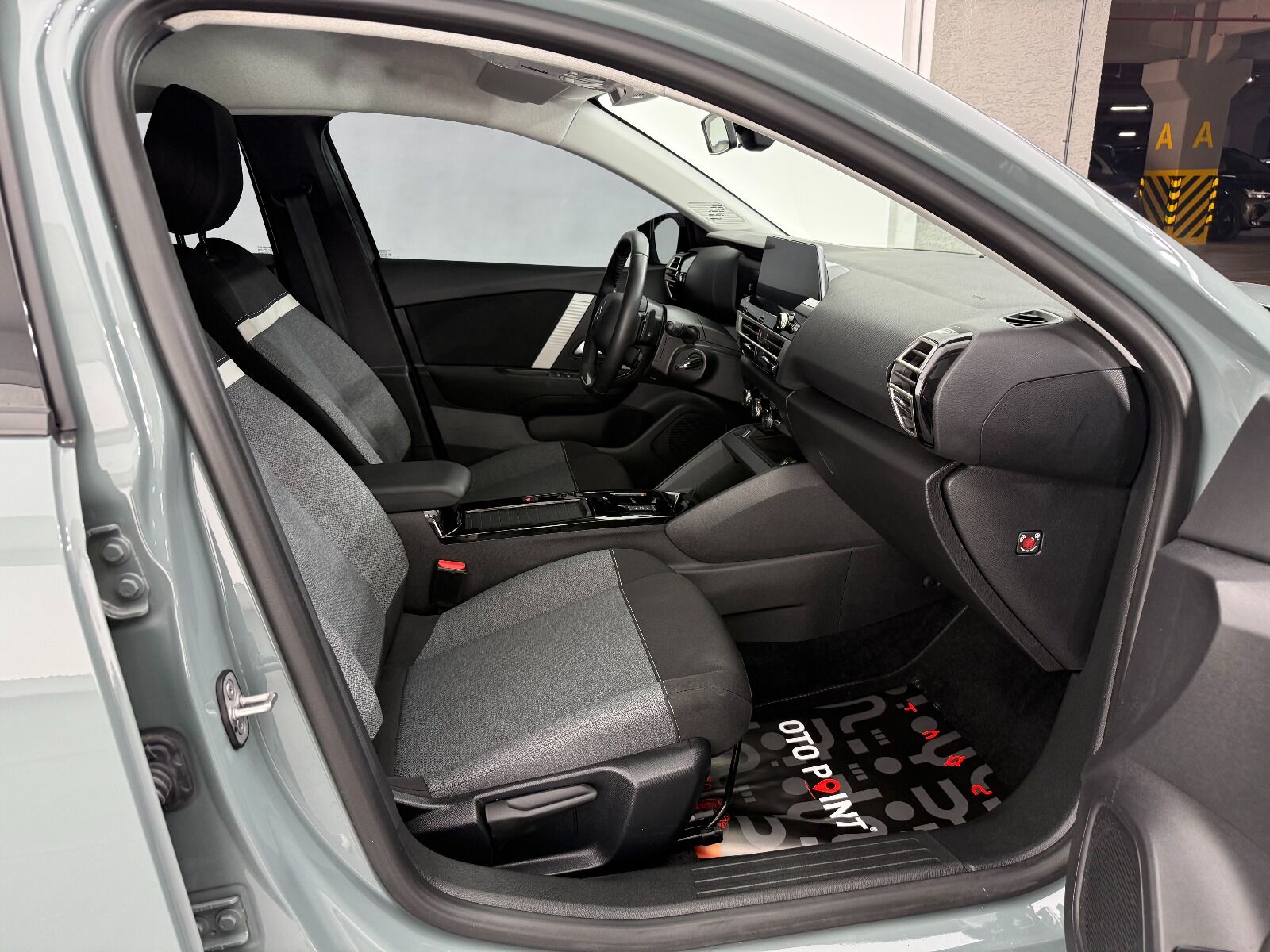Citroen C4 X 1.2 Puretech You EAT8 - 2025 - Detay