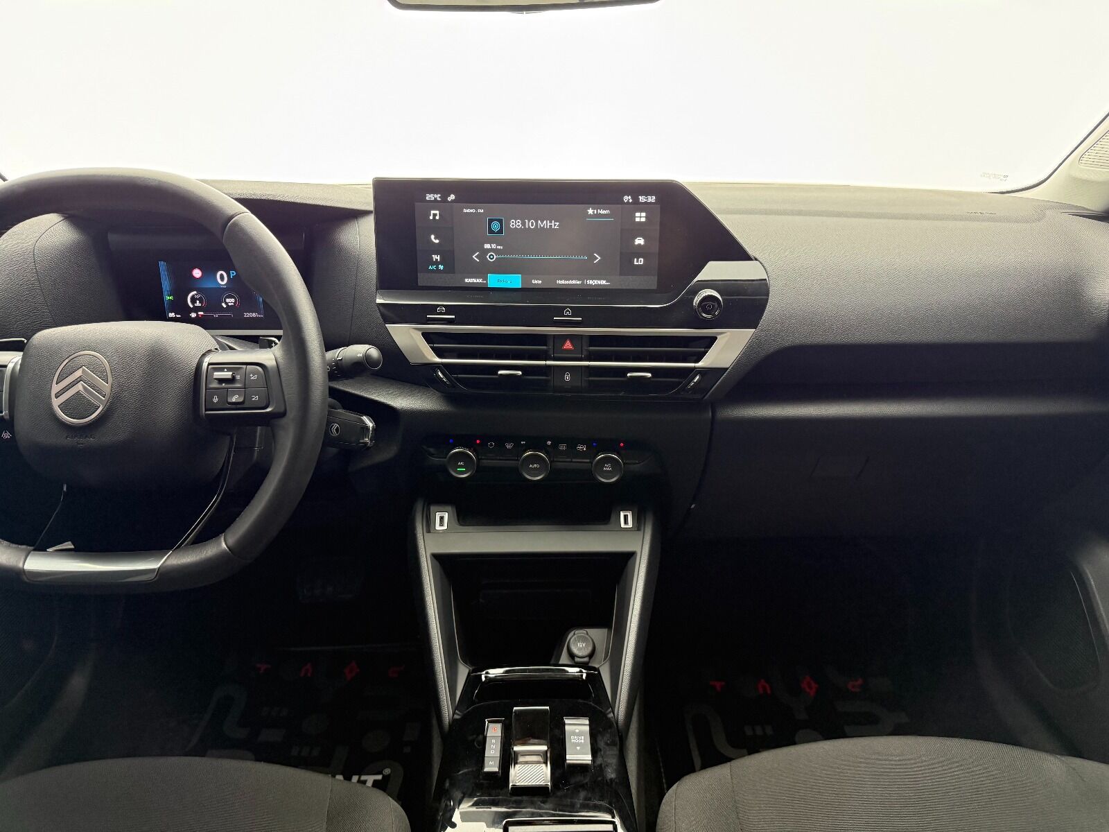 Citroen C4 X 1.2 Puretech You EAT8 - 2025 - Detay