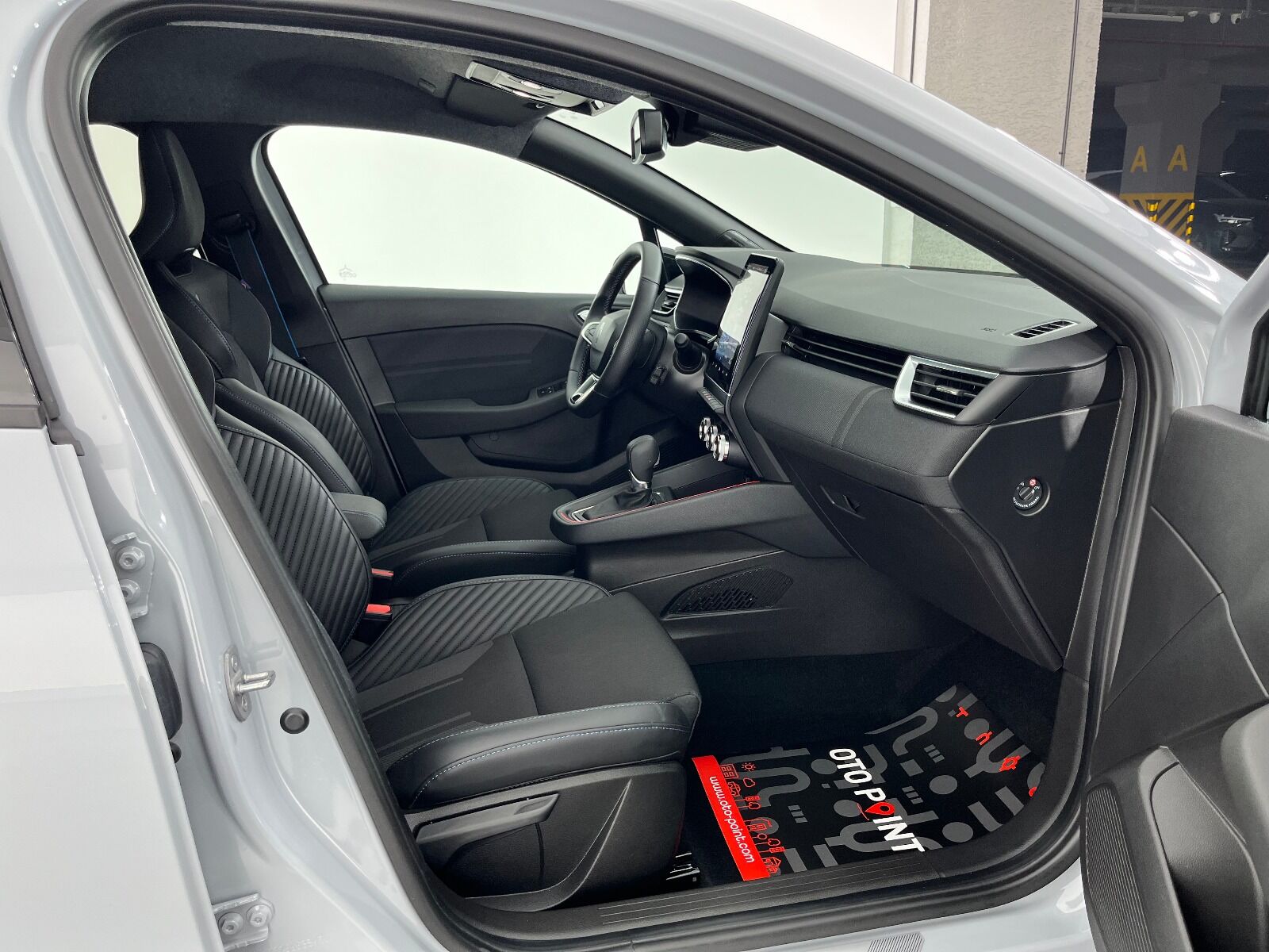 Renault Clio 1.0 TCE Techno Esprit Alpine X-Tronic - 2025 - Detay