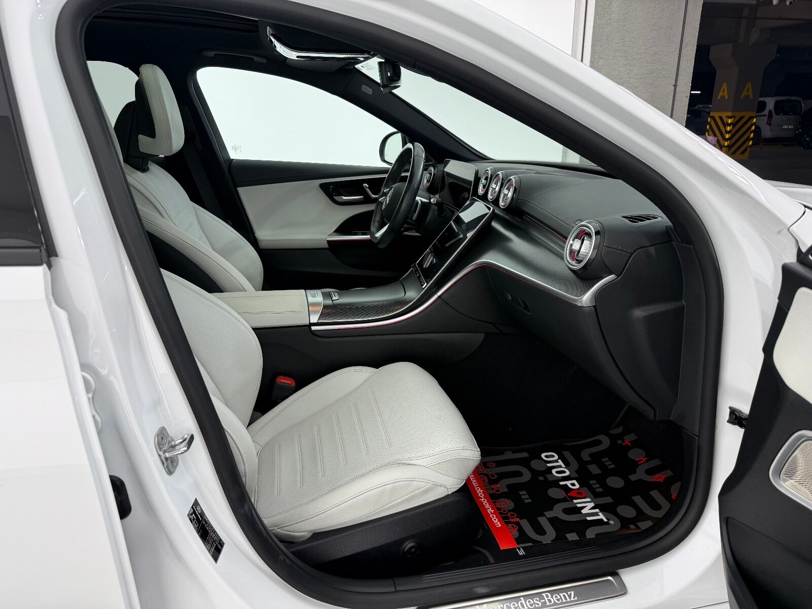 Mercedes-Benz C Serisi C 200 4Matic AMG 9G-Tronic - 2023 - Detay