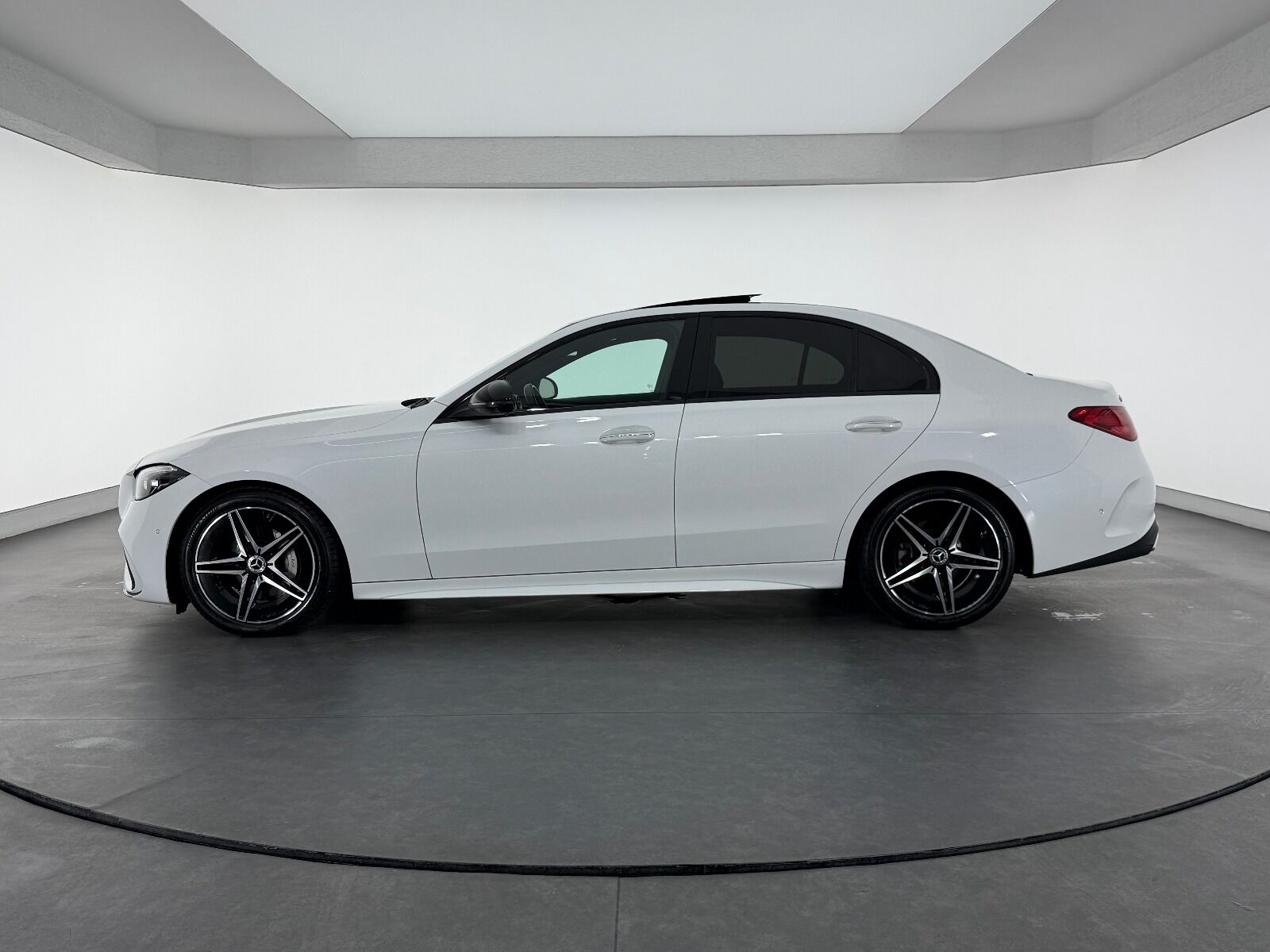 Mercedes-Benz C Serisi C 200 4Matic AMG 9G-Tronic - 2023 - Detay