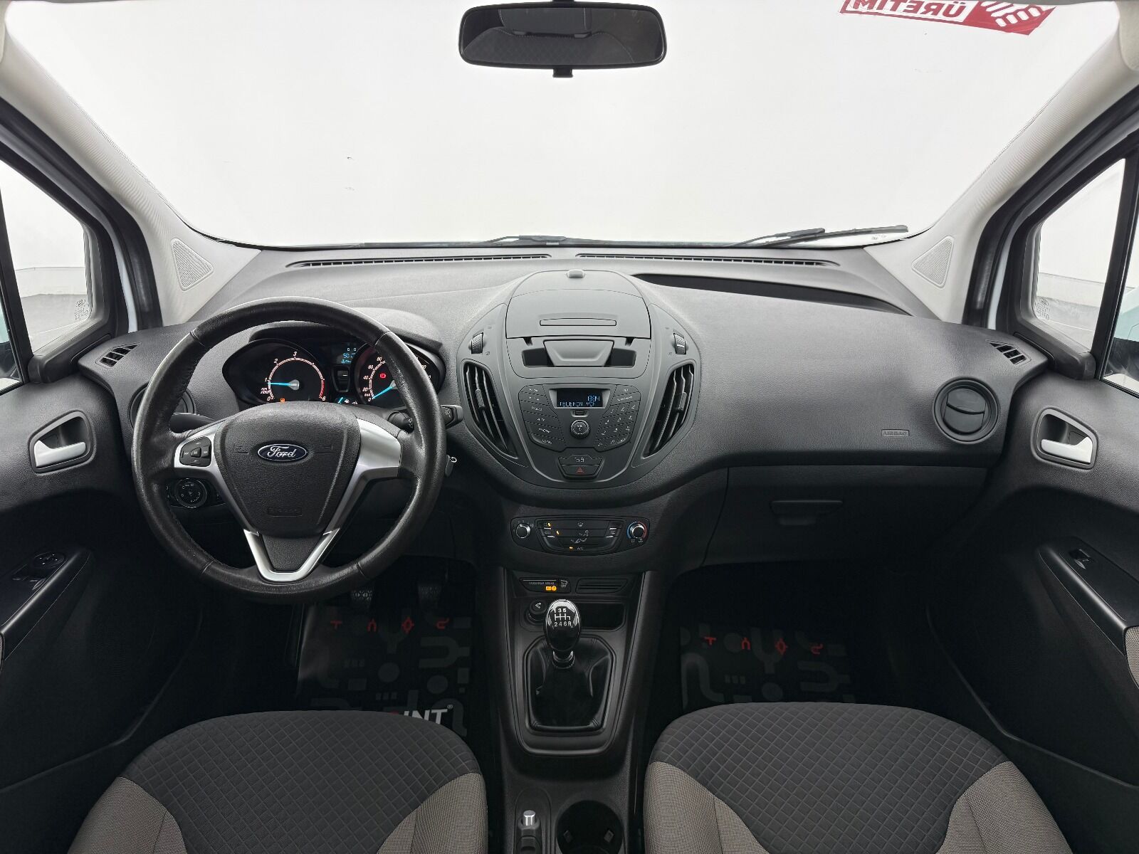 Ford Tourneo Courier 1.5 TDCI Deluxe - 2023 - Detay