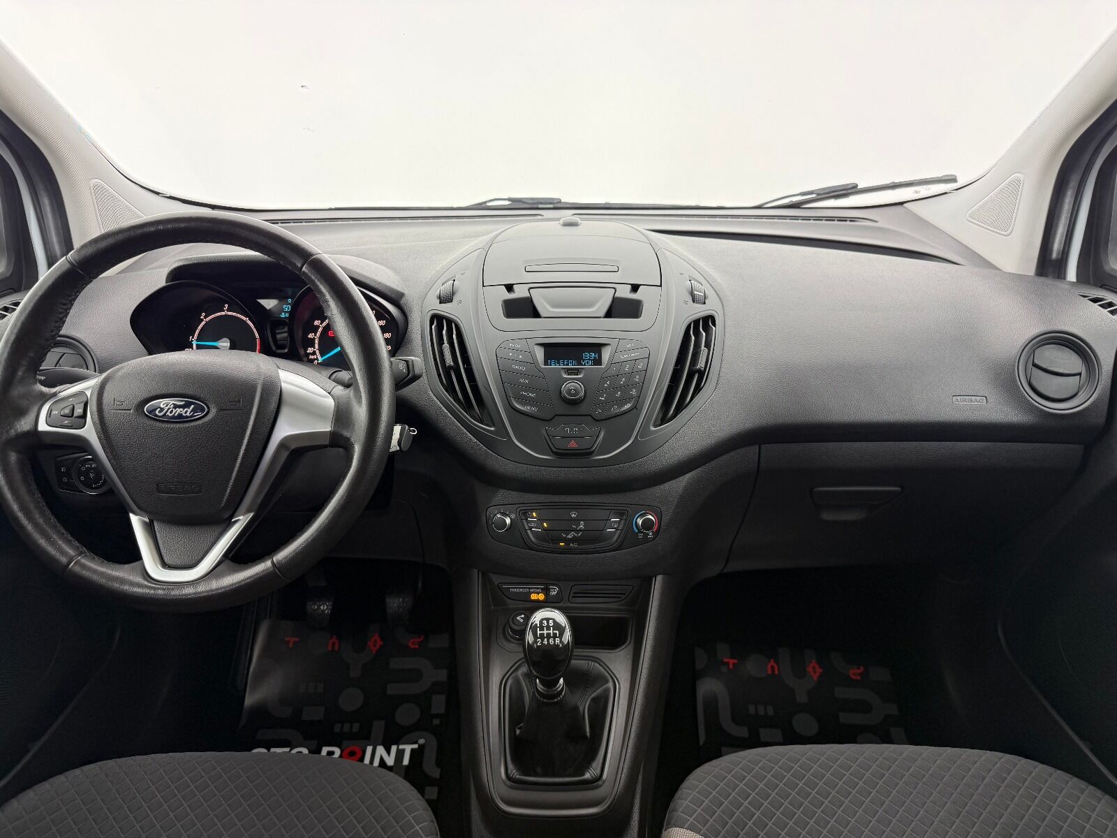 Ford Tourneo Courier 1.5 TDCI Deluxe - 2023 - Detay