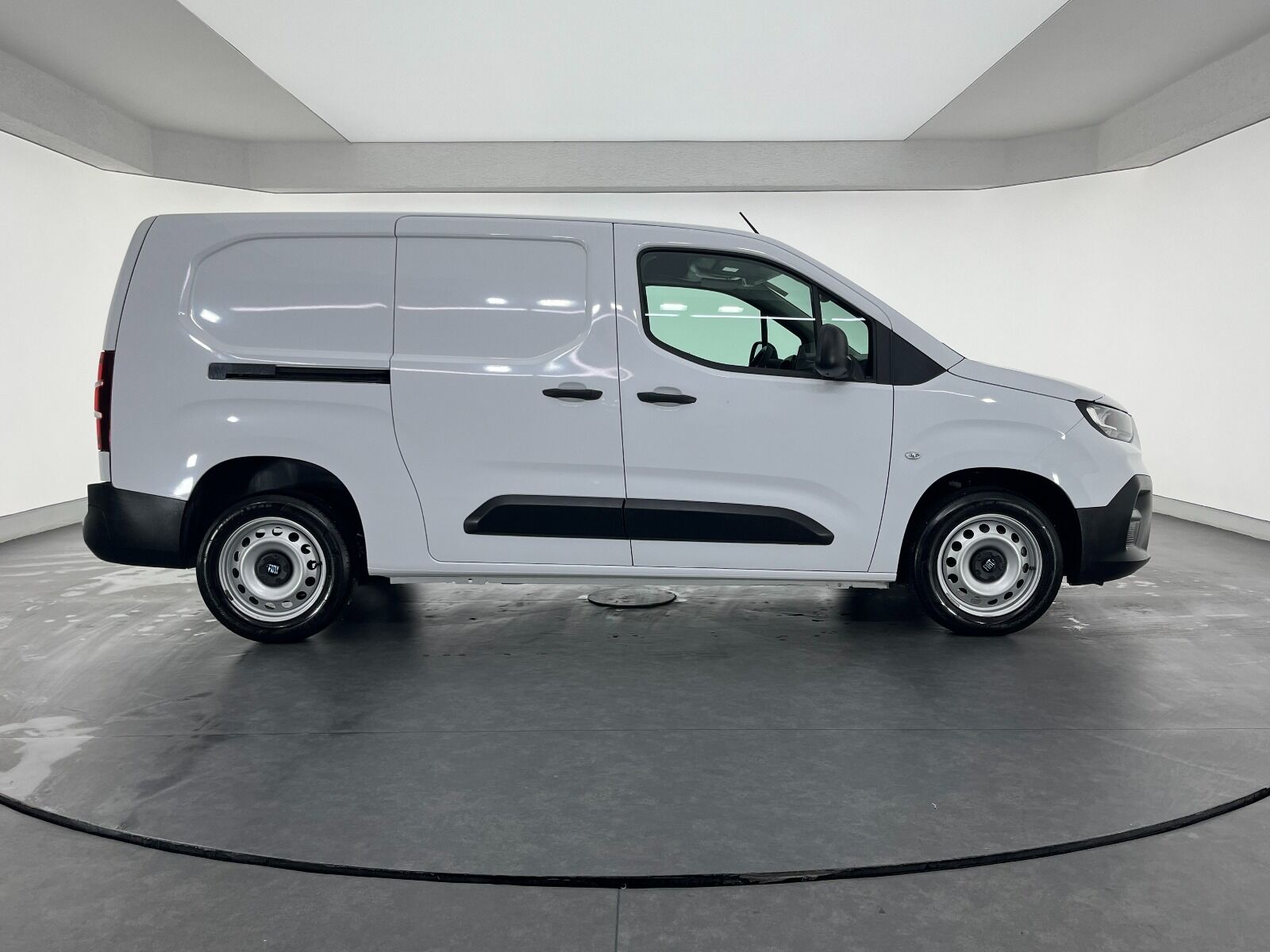 Fiat Doblo Cargo 1.5 BlueHDI Maxi - 2025 - Detay