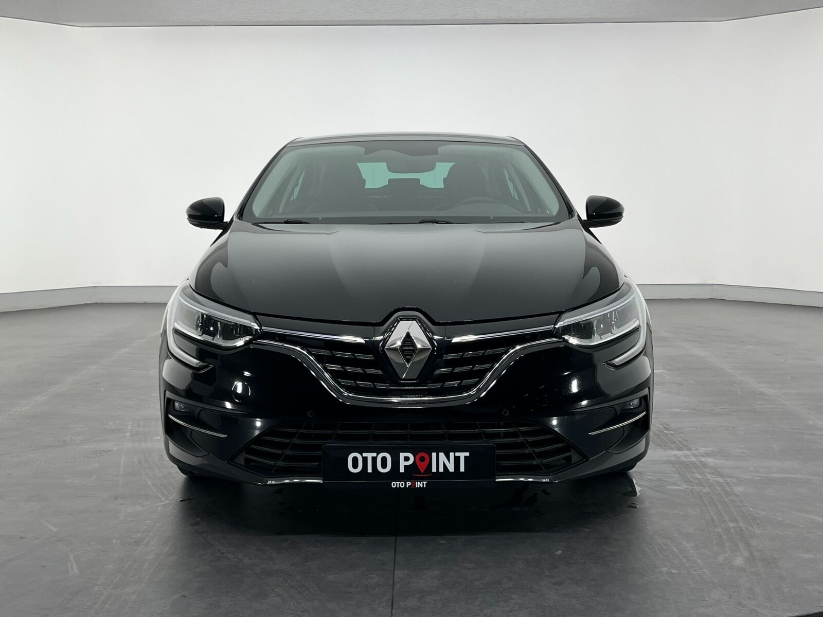 Renault Megane Sedan 1.5 Blue DCI Icon EDC - 2024