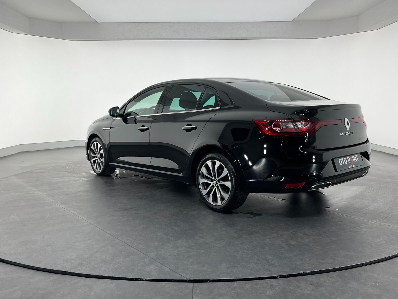 Renault Megane Sedan 1.5 Blue DCI Icon EDC - 2024 - Detay