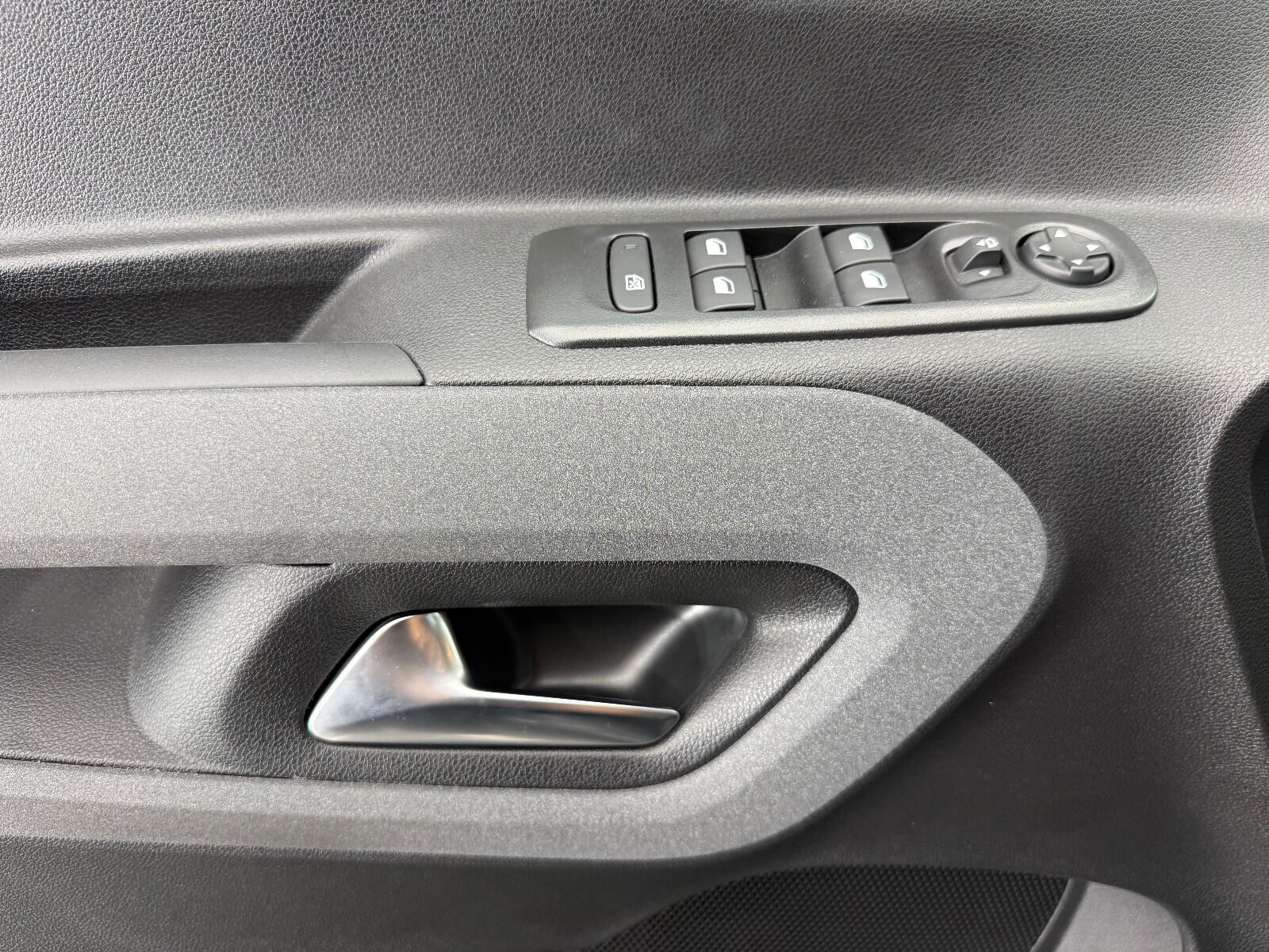 Peugeot Rifter 1.5 BlueHDI Allure EAT8 - 2026 - Detay