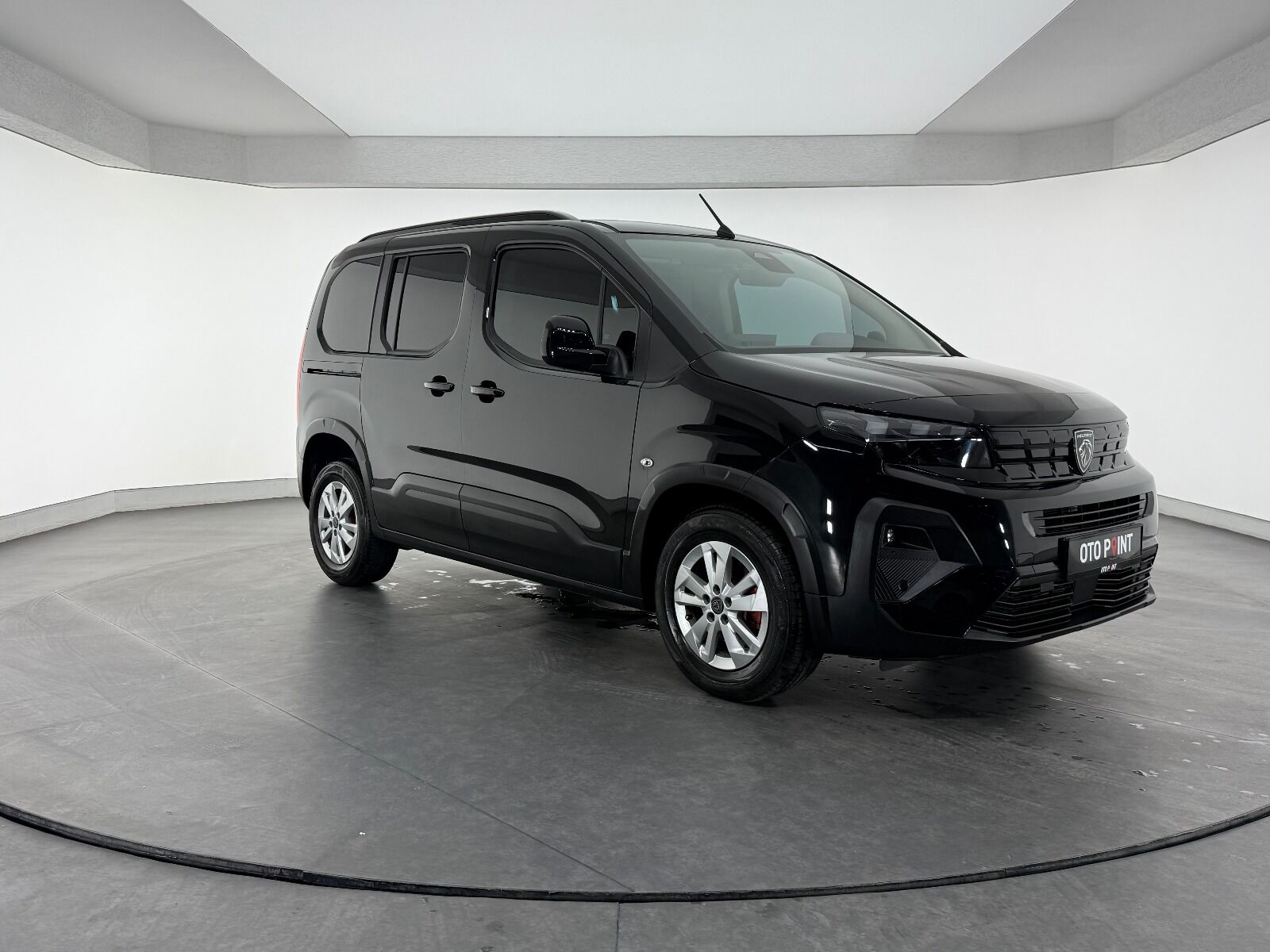 Peugeot Rifter 1.5 BlueHDI Allure EAT8 - 2026 - Detay