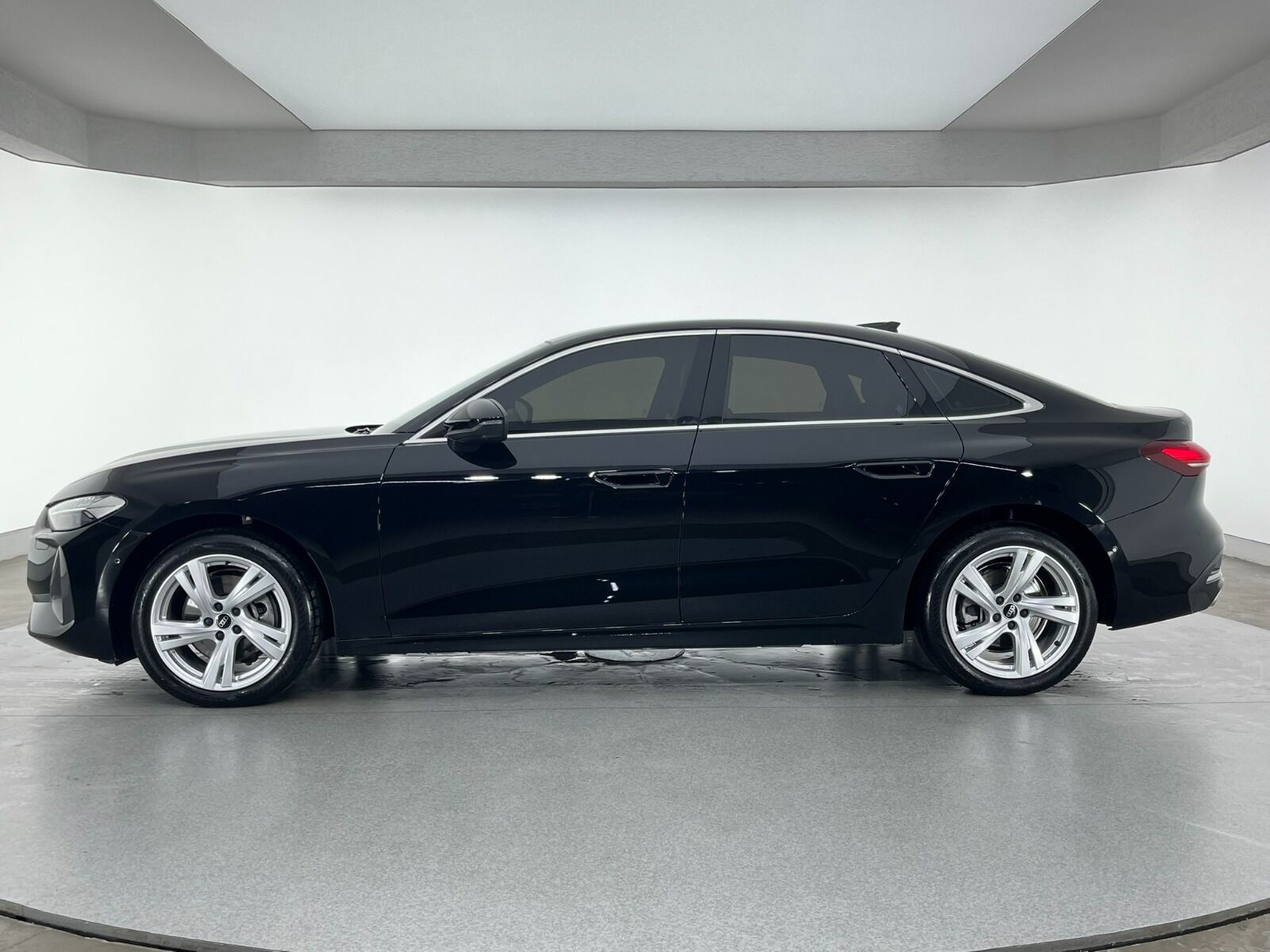 Audi A5 Sedan 2.0 TFSI S-Tronic - 2025 - Detay