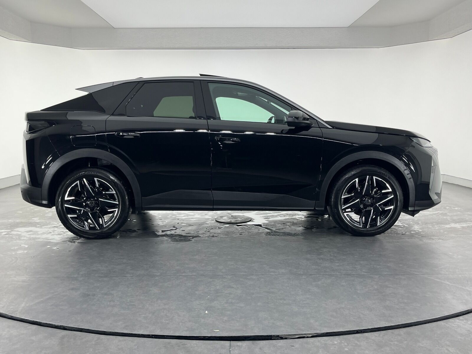 Peugeot 3008 1.2 Hybrid Allure e-DCS6 - 2025 - Detay