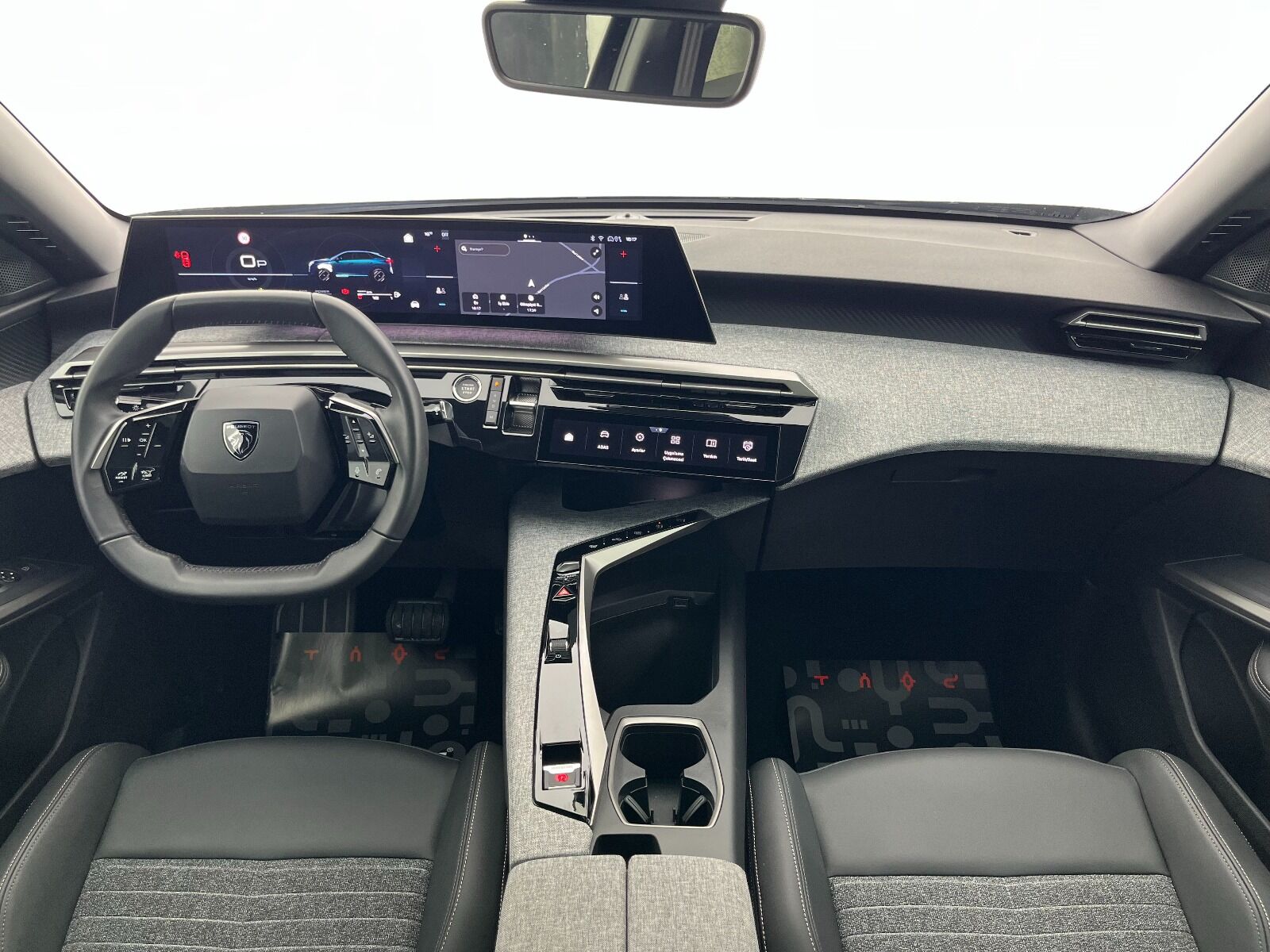 Peugeot 3008 1.2 Hybrid Allure e-DCS6 - 2025 - Detay