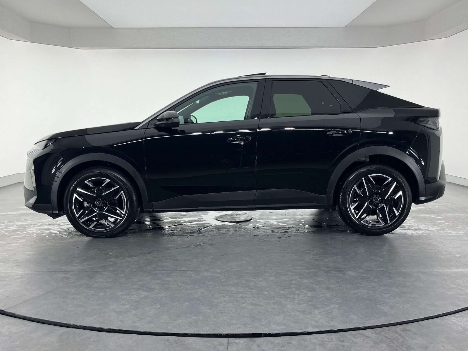 Peugeot 3008 1.2 Hybrid Allure e-DCS6 - 2025 - Detay