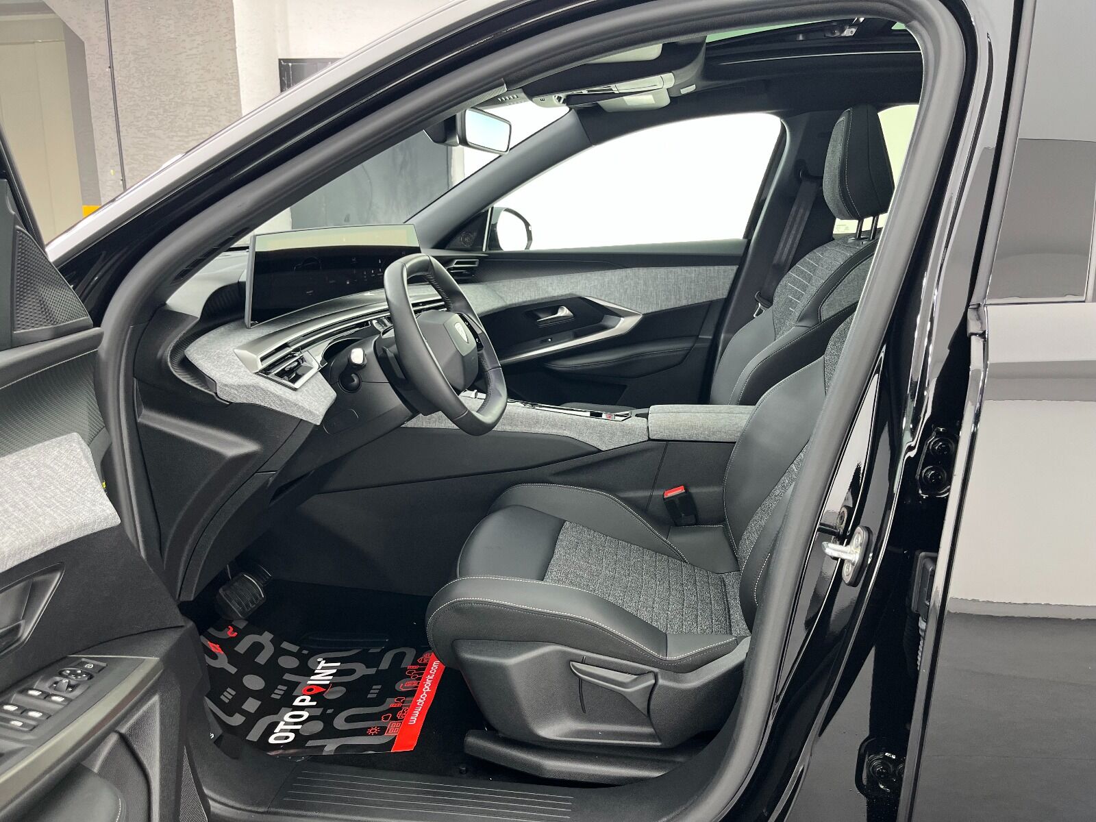 Peugeot 3008 1.2 Hybrid Allure e-DCS6 - 2025 - Detay