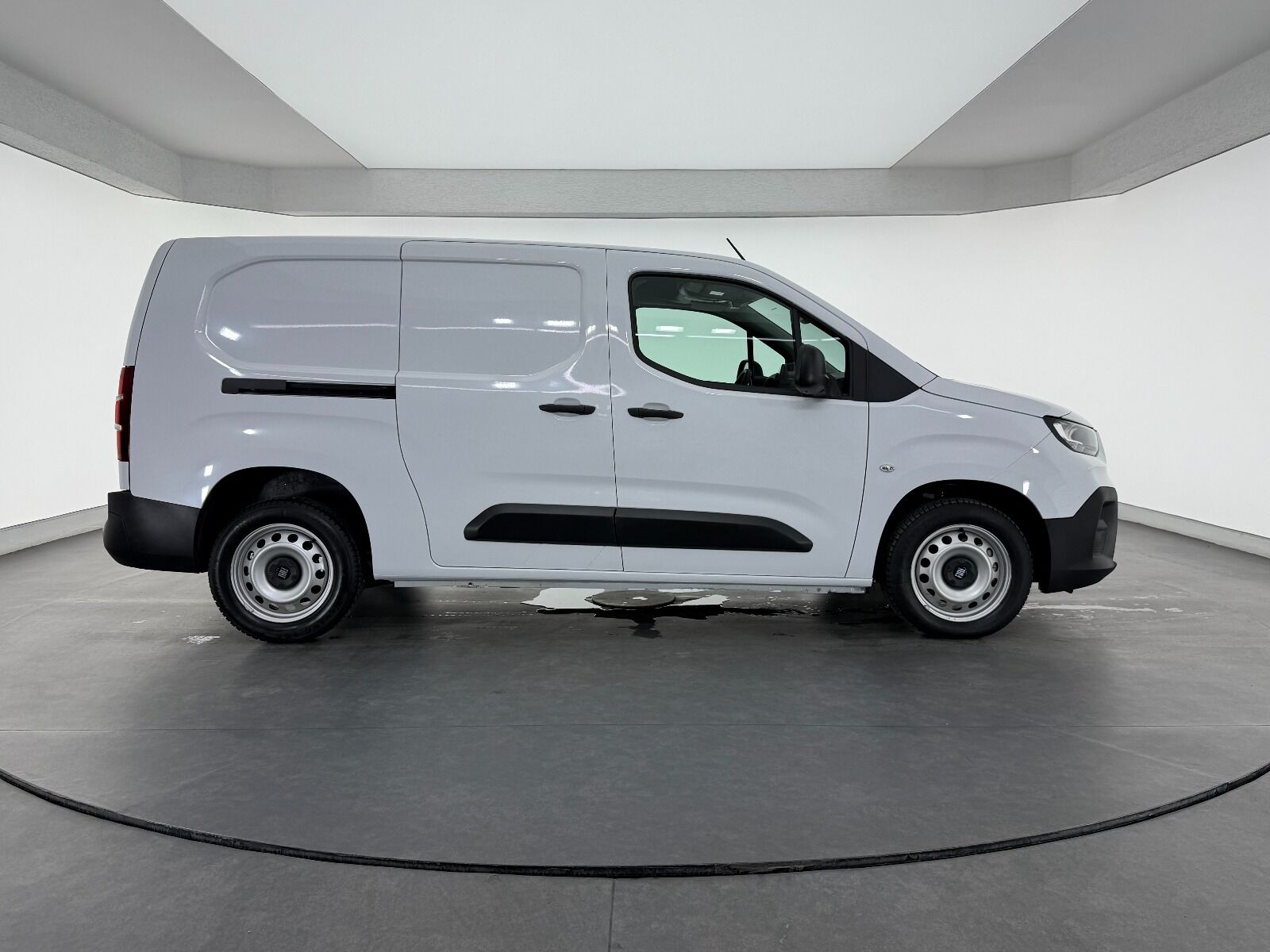 Fiat Doblo Cargo 1.5 BlueHDİ Maxi - 2025 - Detay