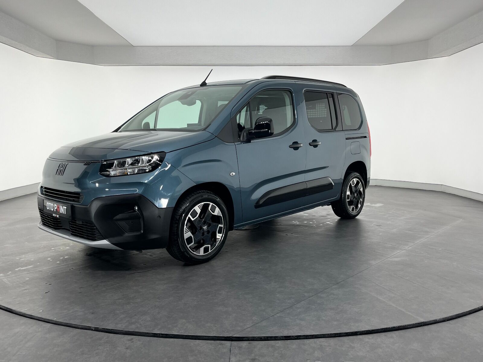 Fiat Doblo Combi 1.5 BlueHDİ Premio Plus - 2025 - Detay