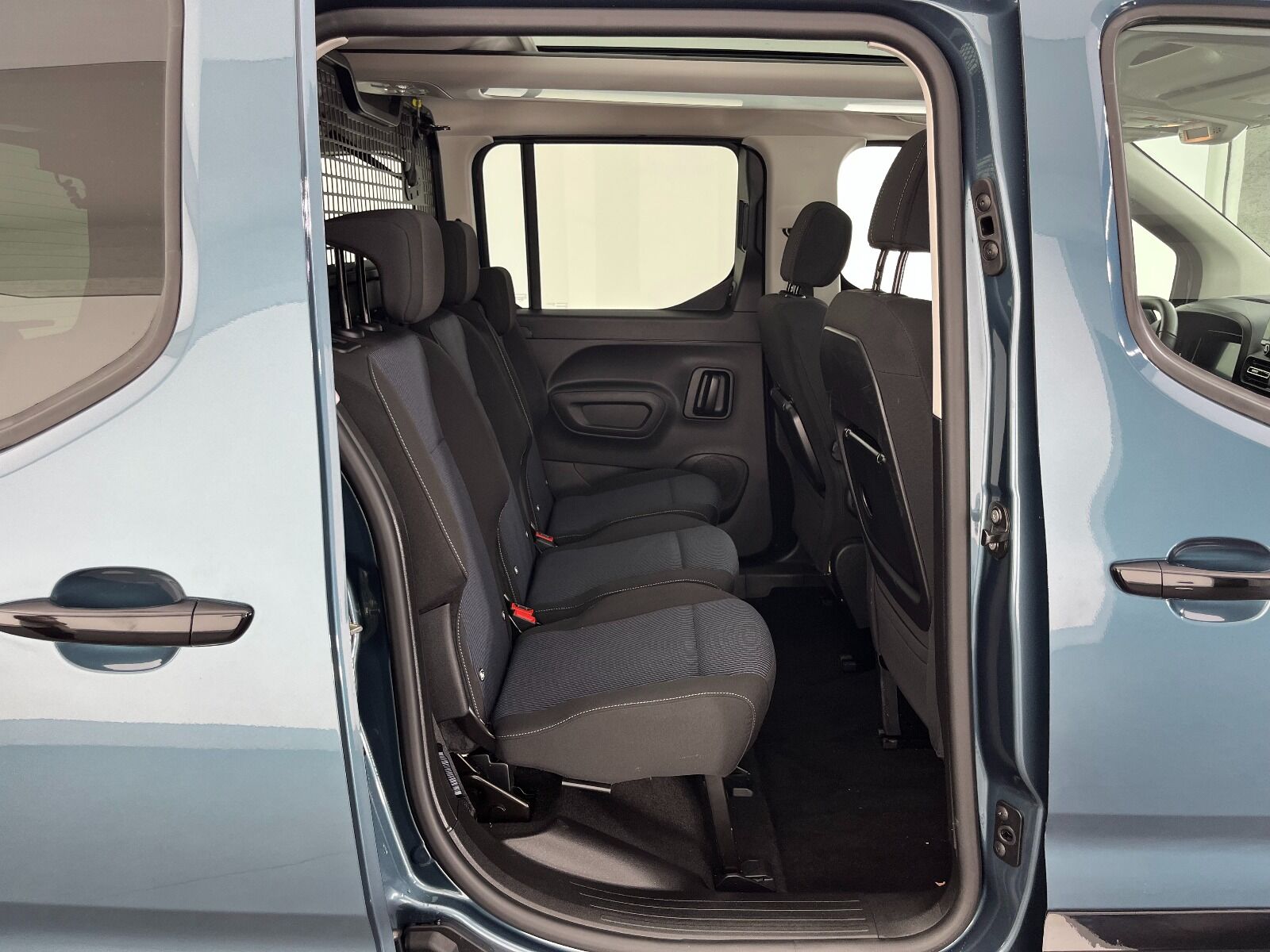 Fiat Doblo Combi 1.5 BlueHDİ Premio Plus - 2025 - Detay