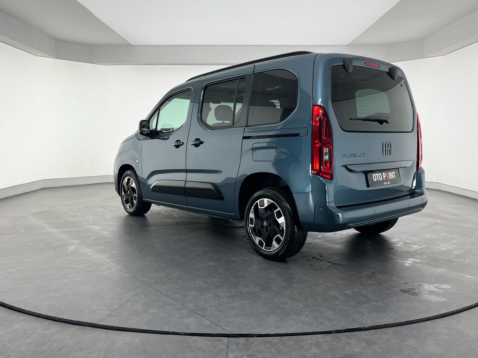 Fiat Doblo Combi 1.5 BlueHDİ Premio Plus - 2025 - Detay