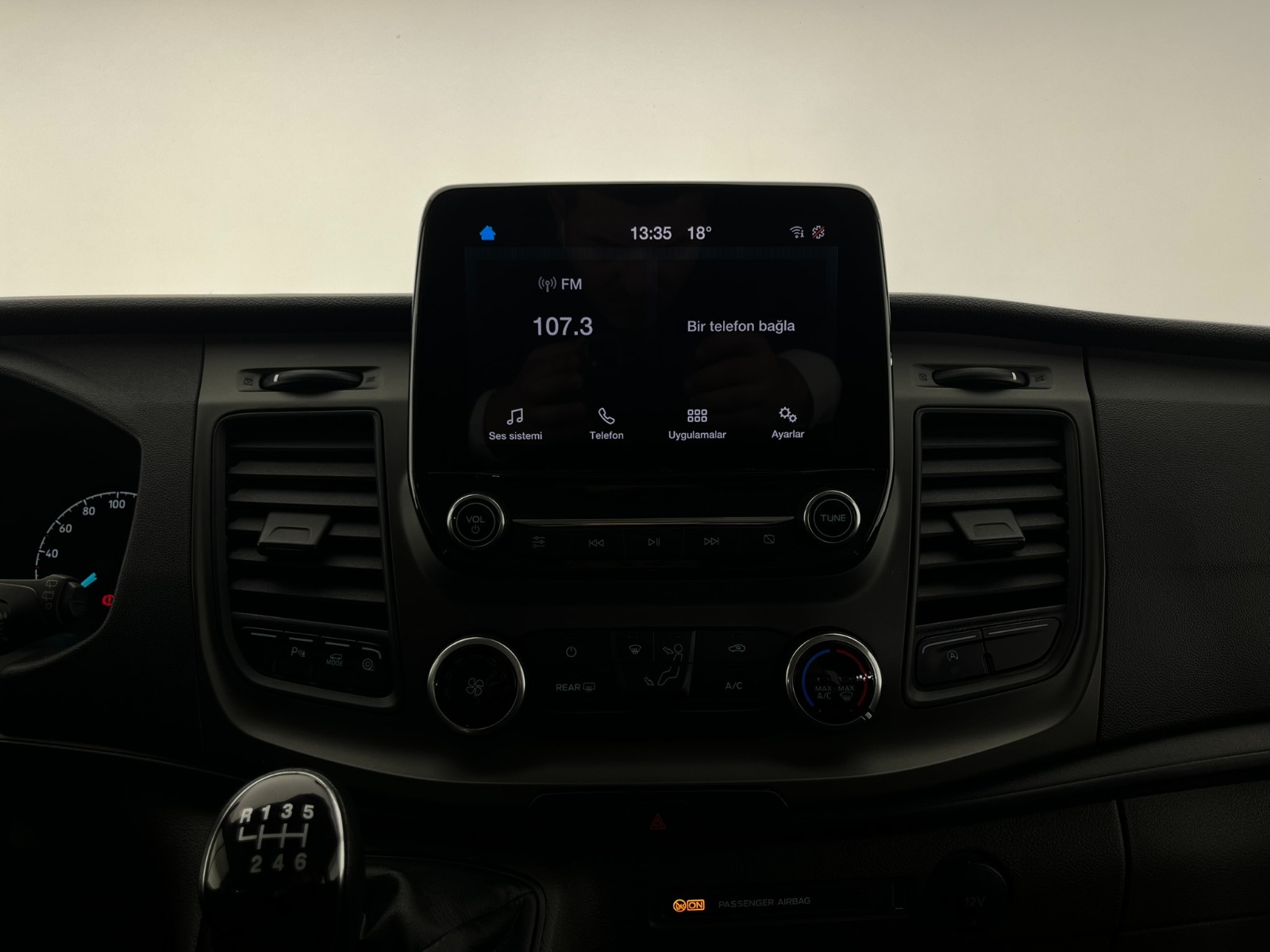 Ford Transit Custom Kombi 2.0 EcoBlue Upgrade 320 L Delux - 2023 - Detay