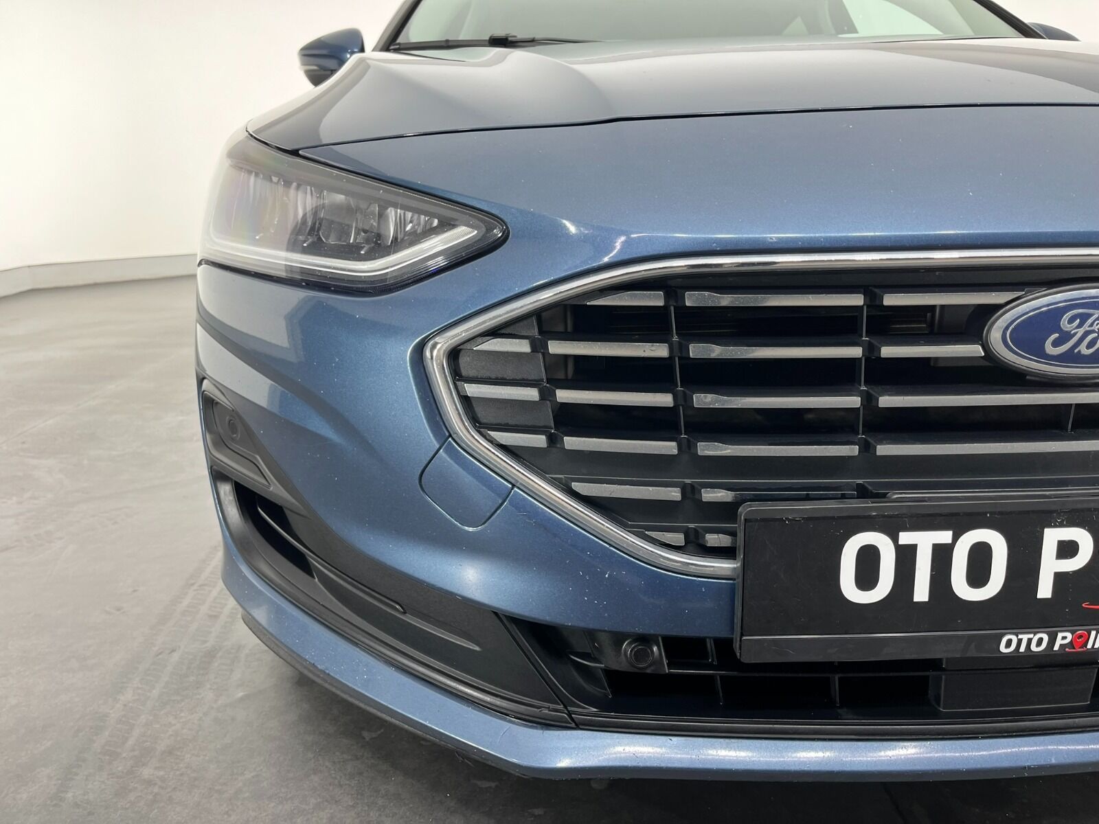 Ford Focus Sedan 1.5 TDCI EcoBlue Titanium X Otomatik - 2023 - Detay