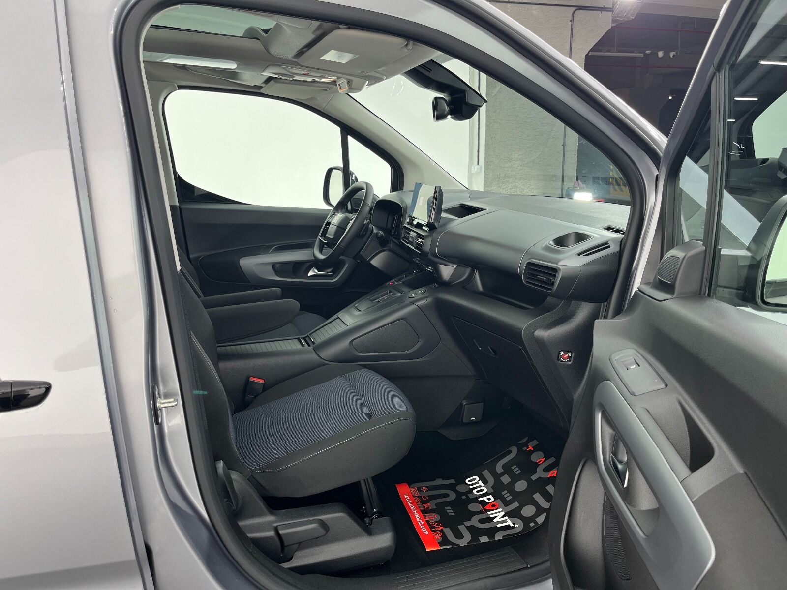 Fiat Doblo Combi 1.5 BlueHDI Premio Plus Otomatik - 2025 - Detay