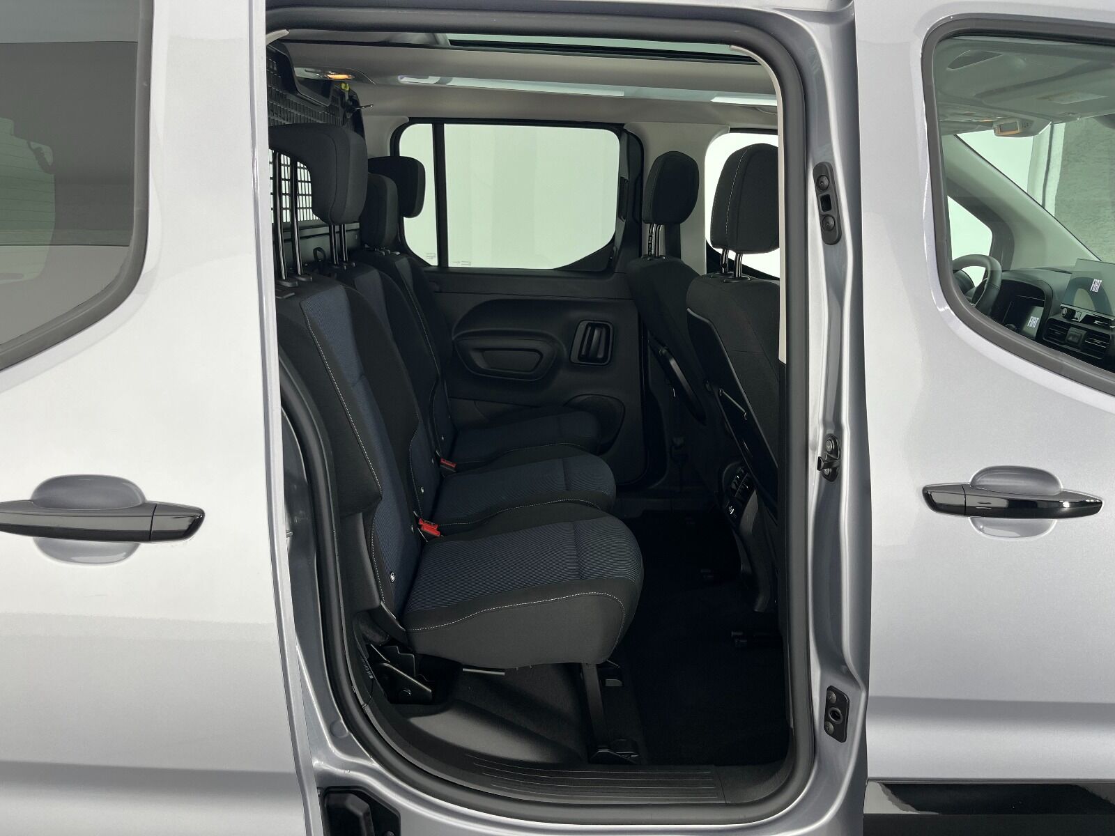 Fiat Doblo Combi 1.5 BlueHDI Premio Plus Otomatik - 2025 - Detay