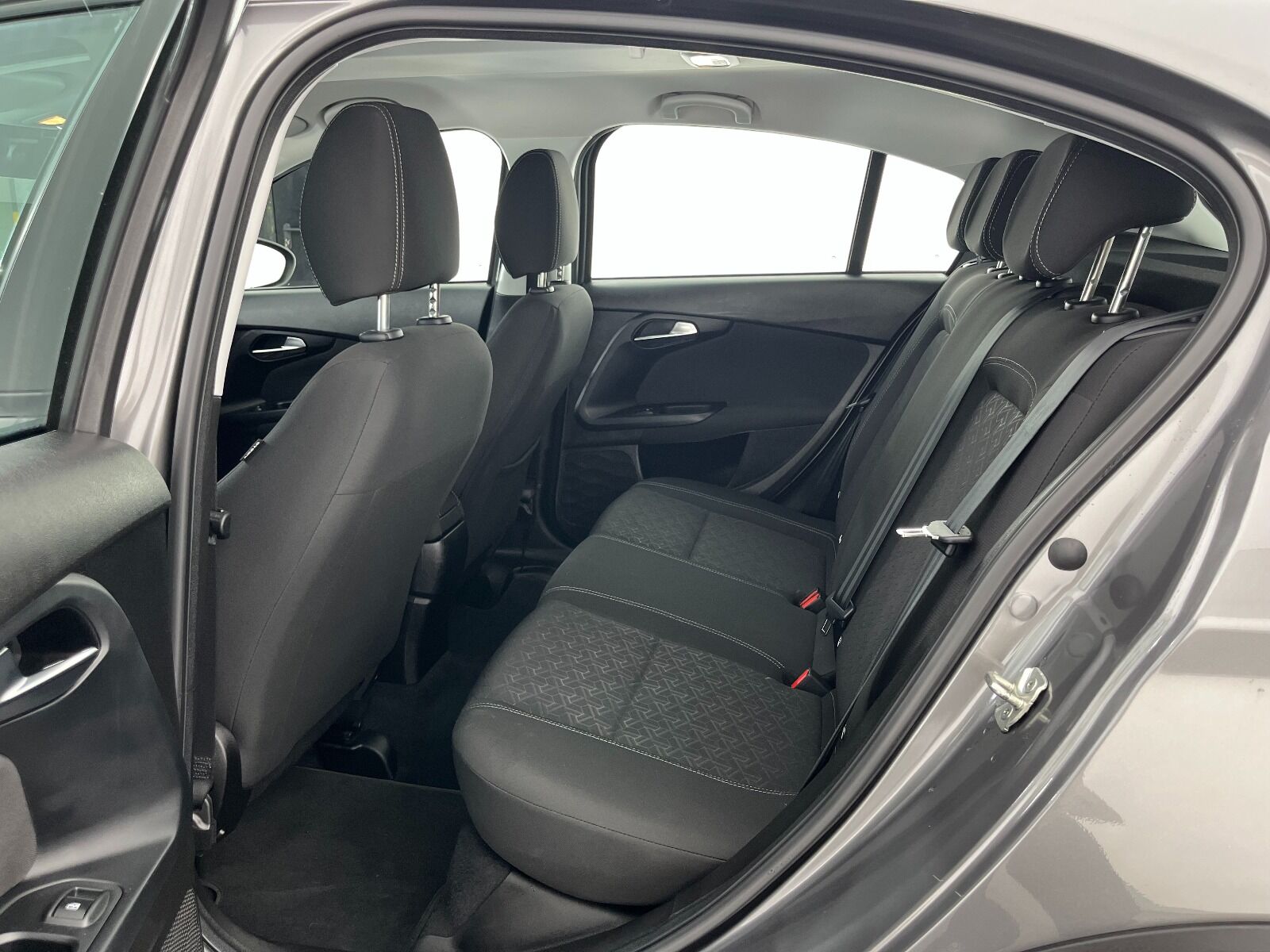 Fiat Egea Cross 1.6 MultiJet Urban GSR Traction+ DCT - 2024 - Detay