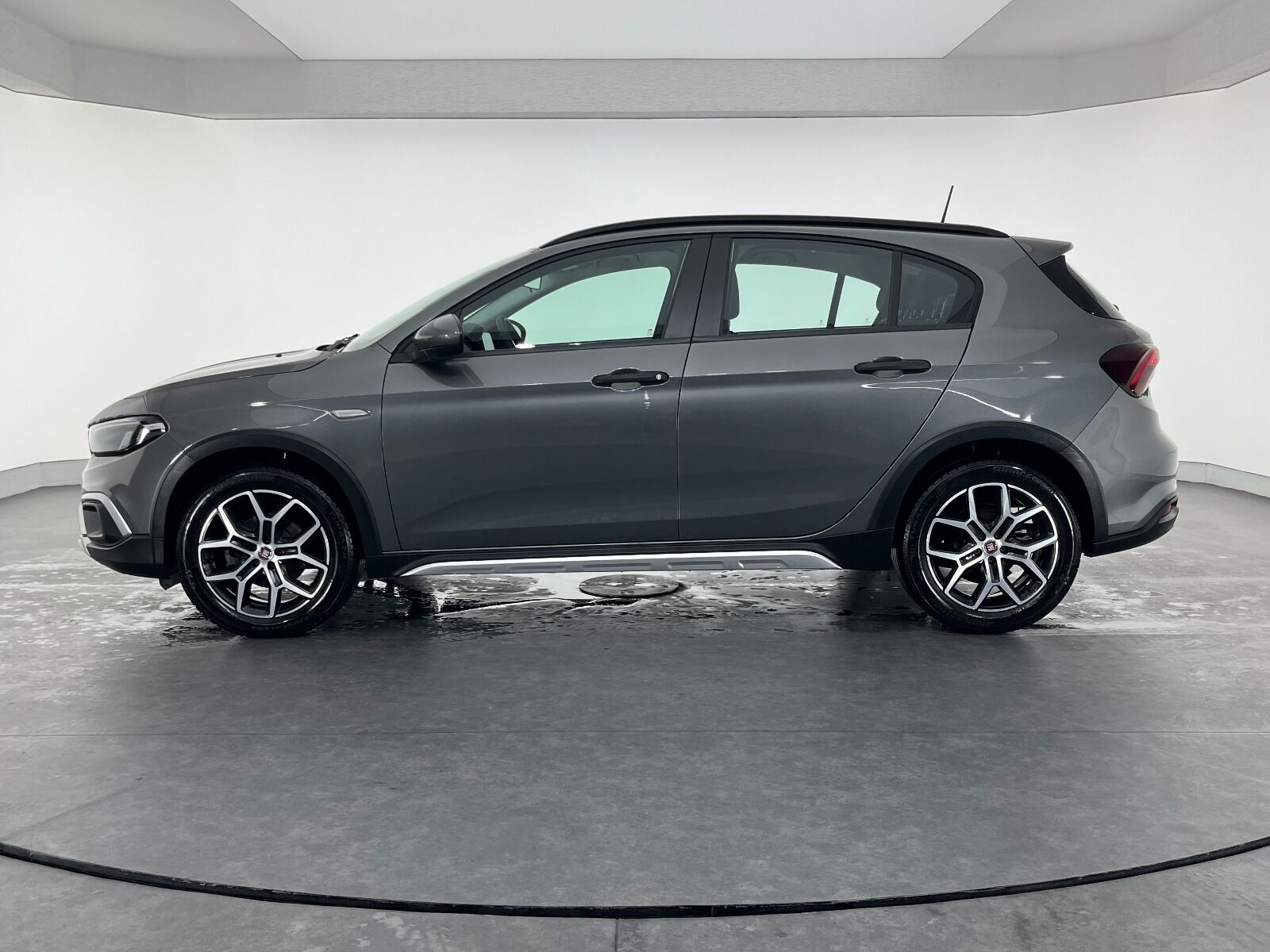 Fiat Egea Cross 1.6 MultiJet Urban GSR Traction+ DCT - 2024 - Detay