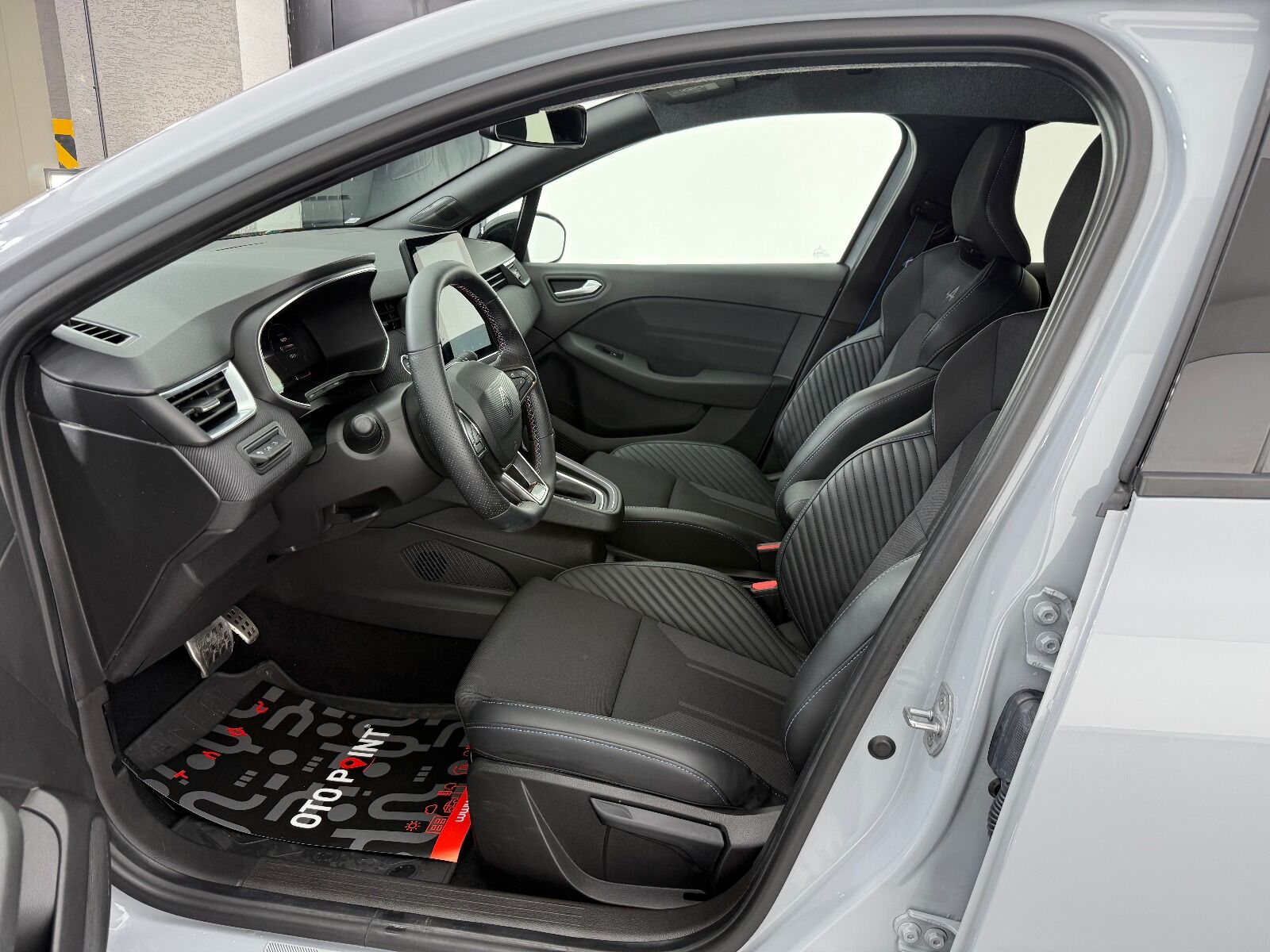 Renault Clio 1.0 TCE Techno Esprit Alpine X-Tronic - 2025 - Detay