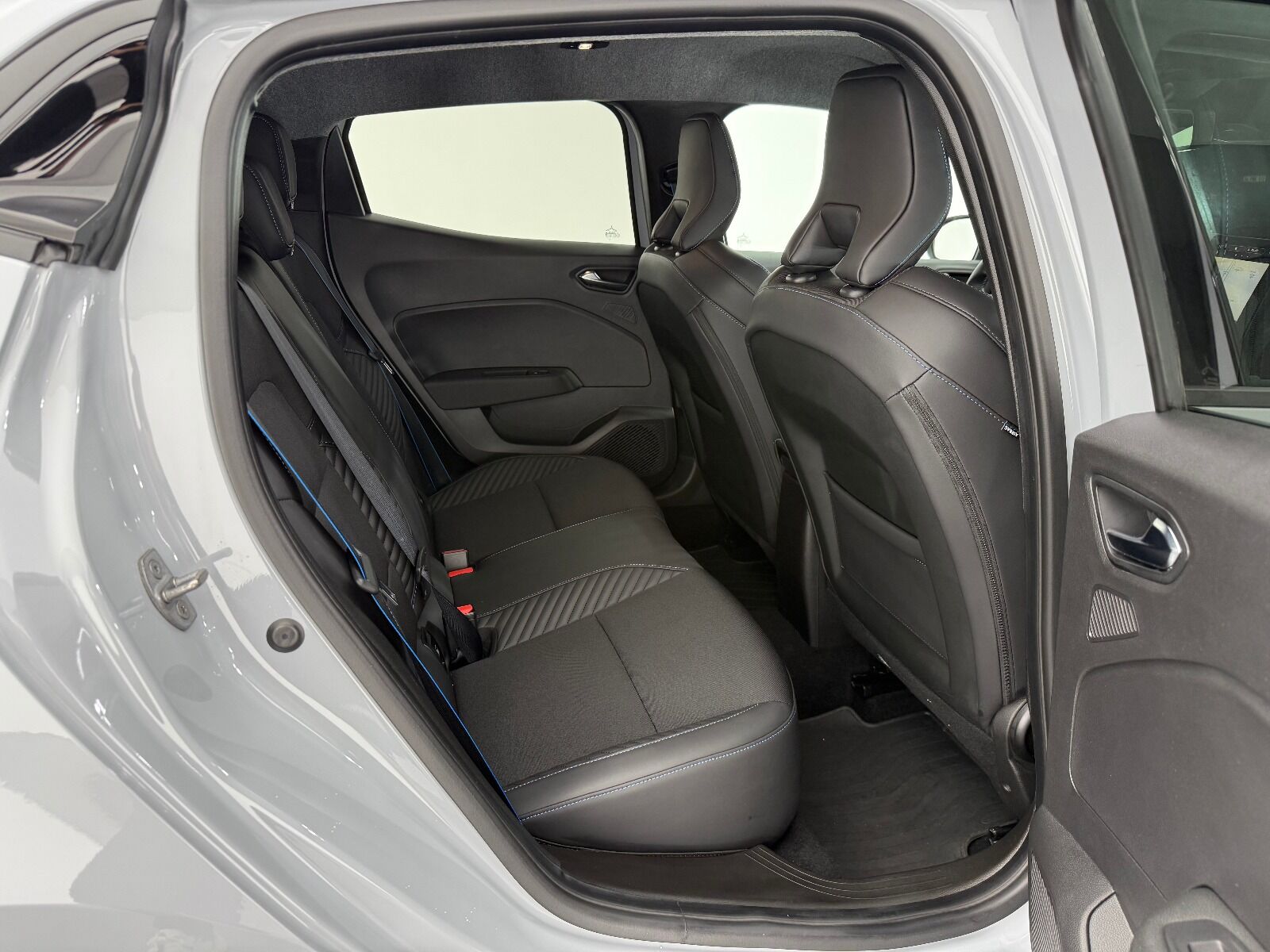 Renault Clio 1.0 TCE Techno Esprit Alpine X-Tronic - 2025 - Detay