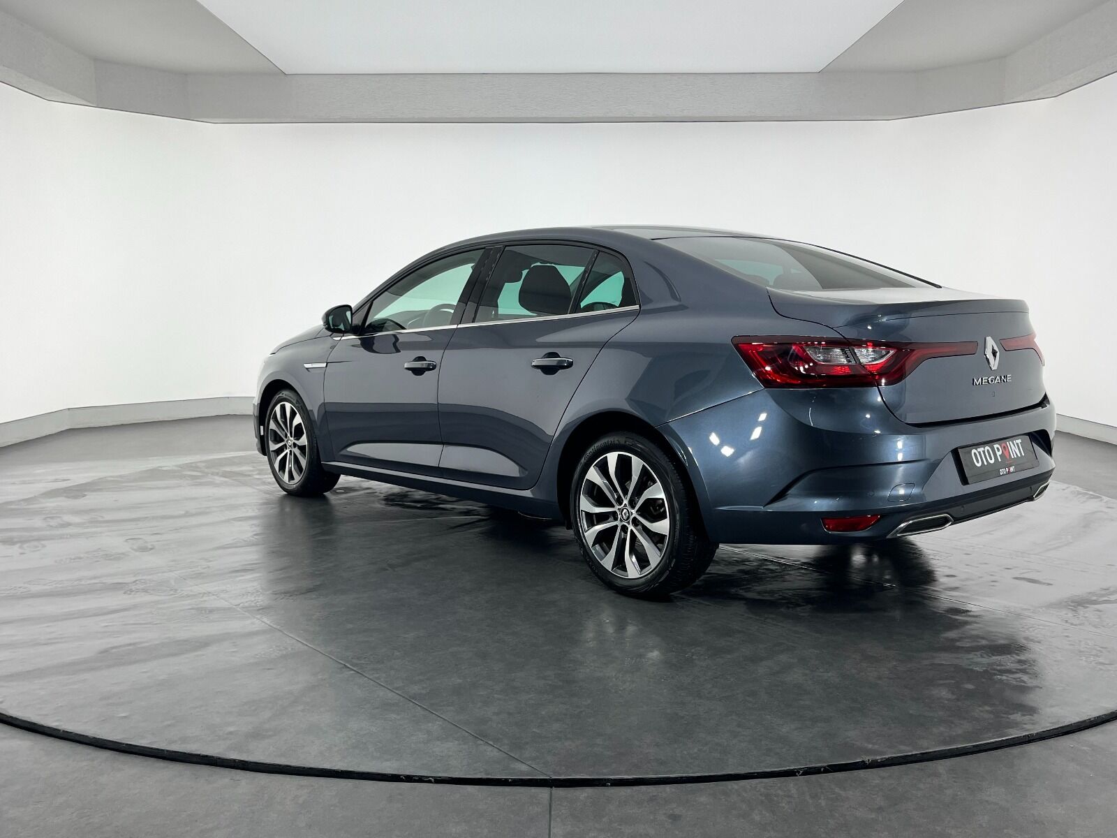Renault Megane Sedan 1.5 Blue DCI Icon EDC - 2024 - Detay