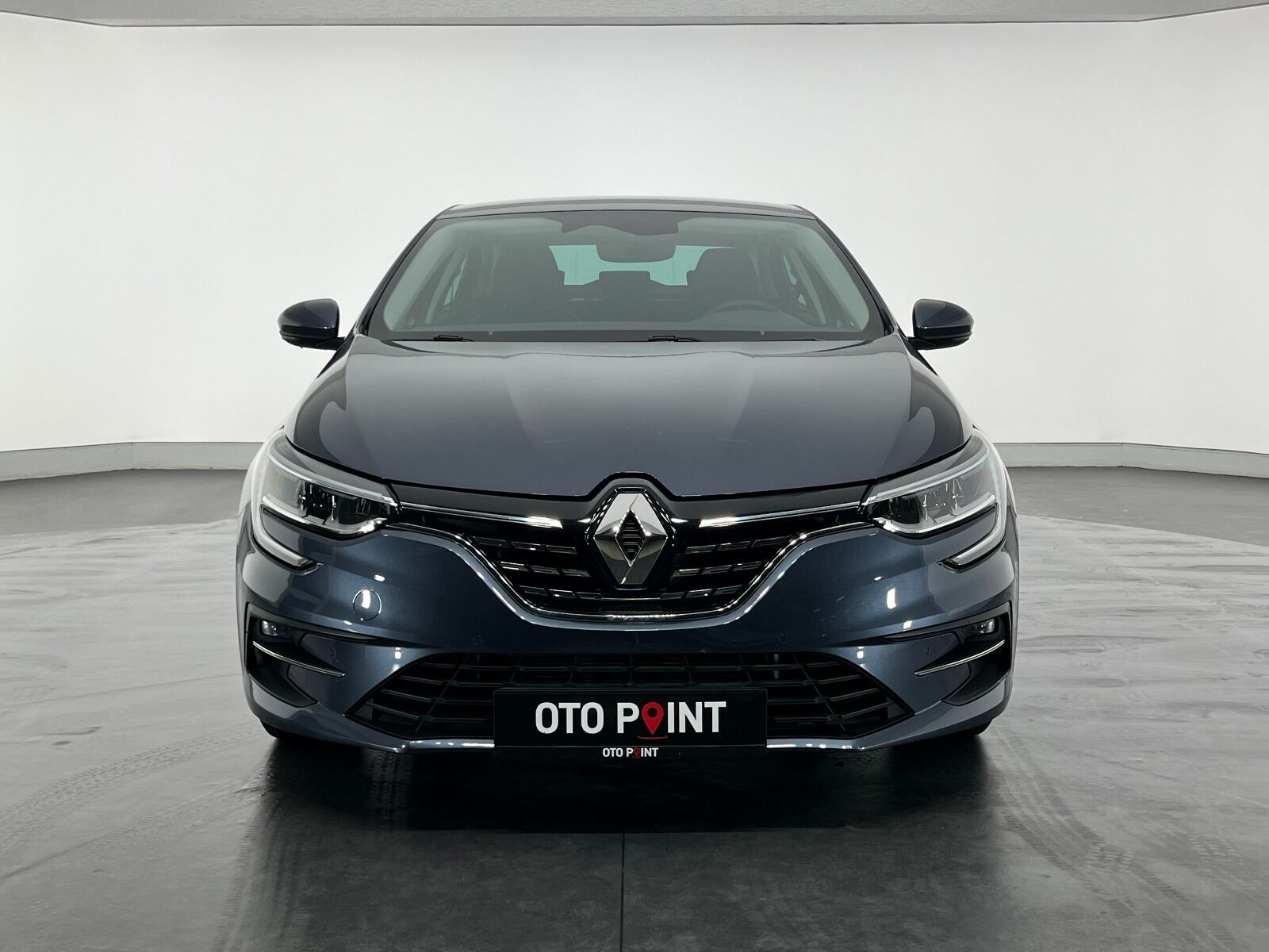 Renault Megane Sedan 1.5 Blue DCI Icon EDC - 2024