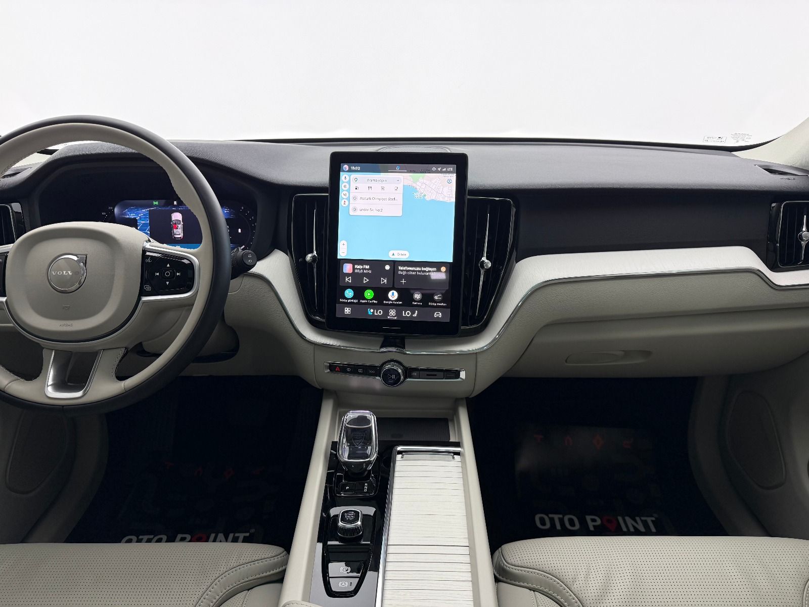 Volvo XC60 2.0 B5 MHEV Plus Dark AWD - 2026 - Detay