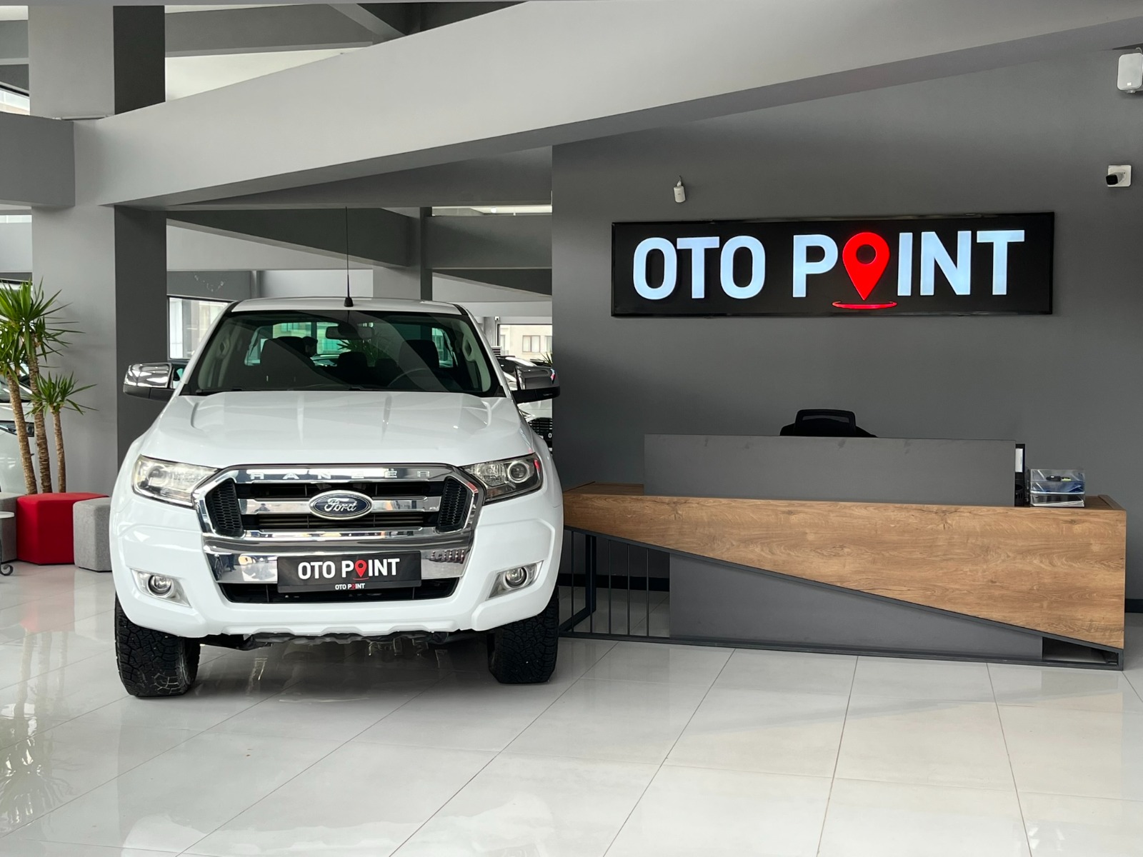 Ford Ranger Çift Kabin Pick-Up 2.2 TDCI 4x4 XLT Otomatik - 2018