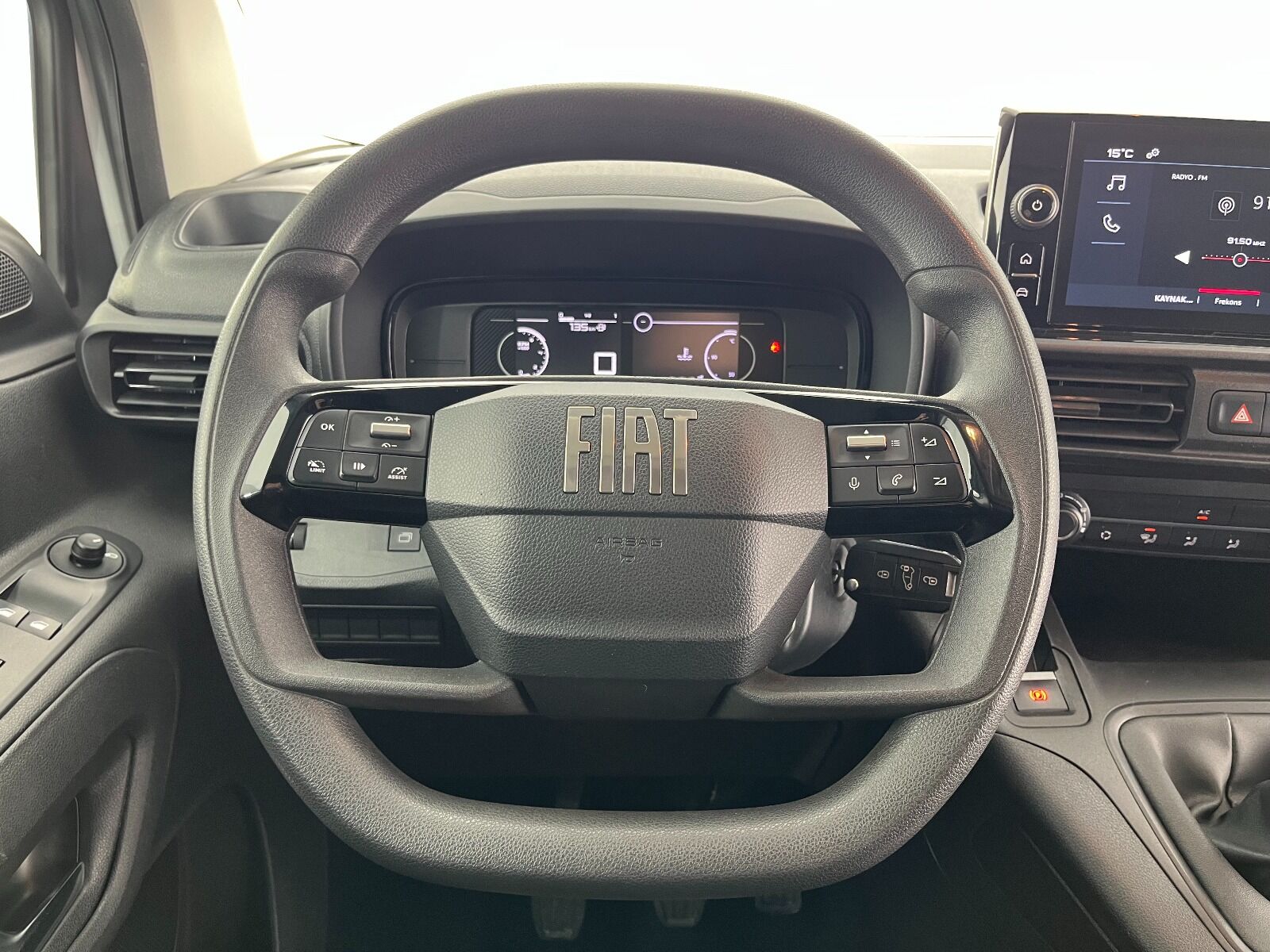 Fiat Doblo Cargo 1.5 BlueHDI Maxi - 2024 - Detay