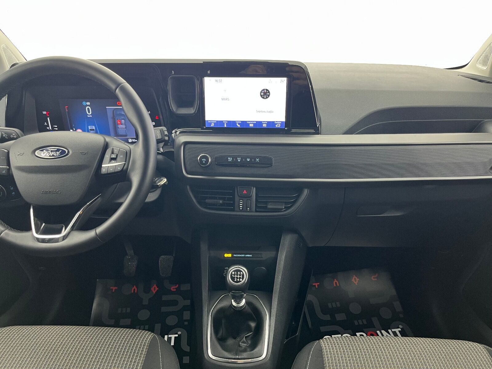 Ford Tourneo Courier 1.5L EcoBlue Deluxe - 2024 - Detay