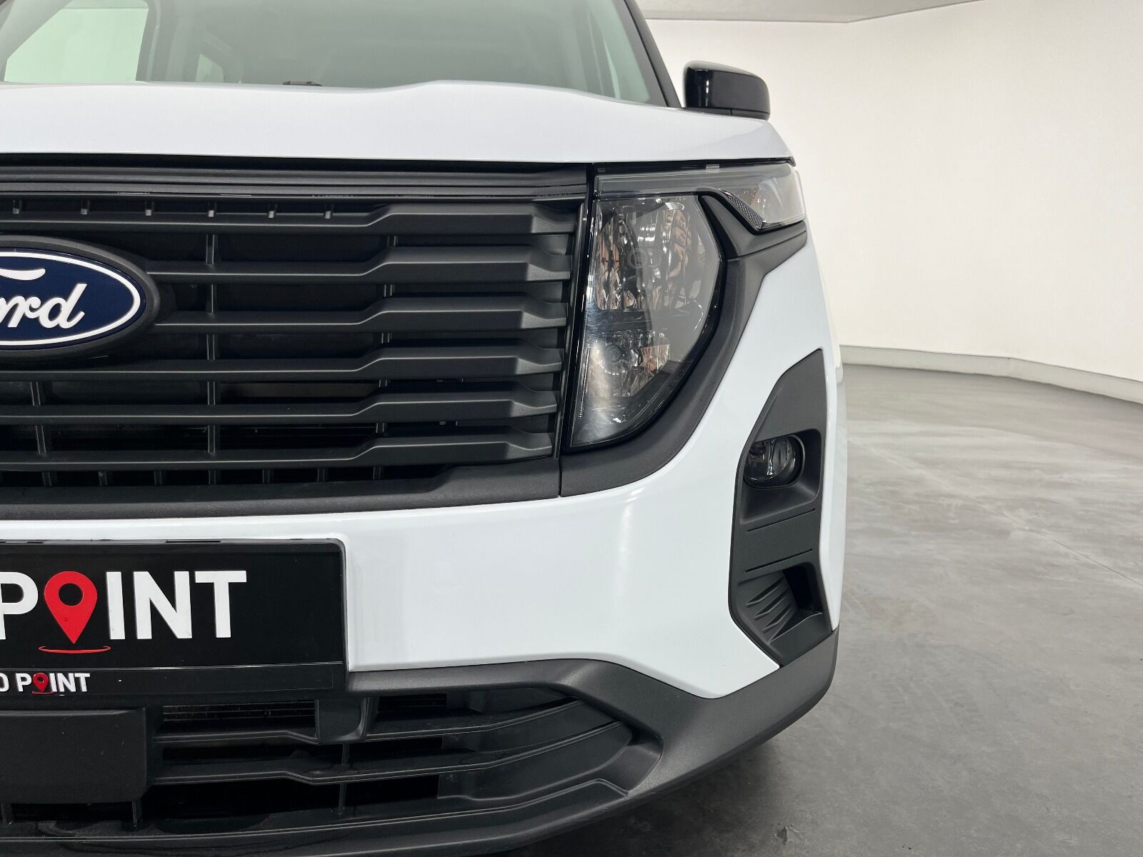Ford Tourneo Courier 1.5L EcoBlue Deluxe - 2024 - Detay