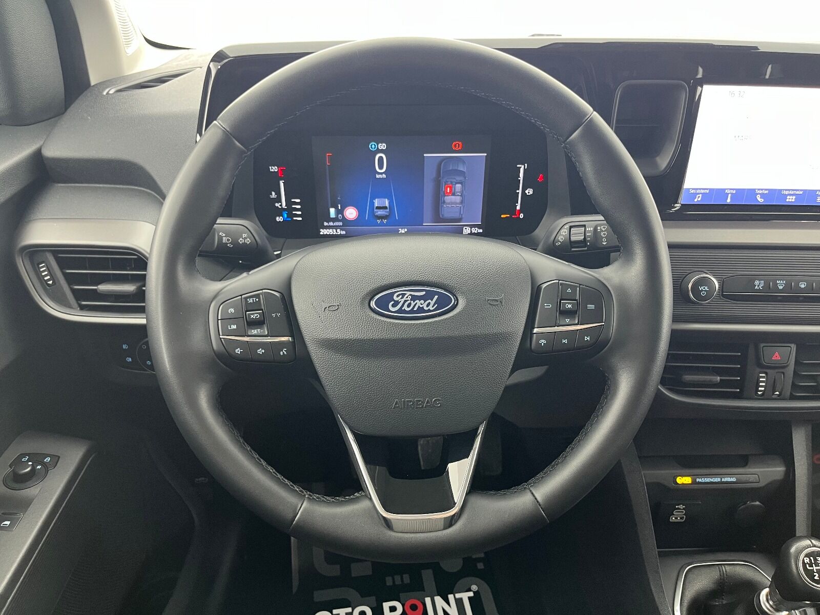 Ford Tourneo Courier 1.5L EcoBlue Deluxe - 2024 - Detay