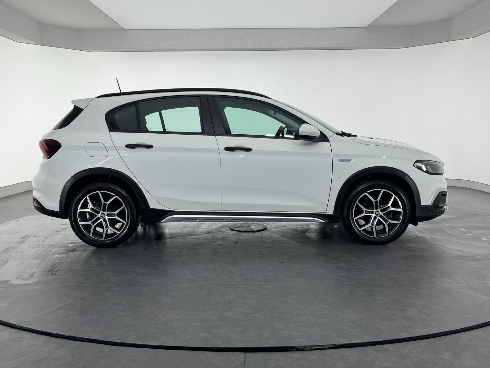 Fiat Egea Cross 1.6 MultiJet Urban GSR Traction+ DCT - 2024 - Detay
