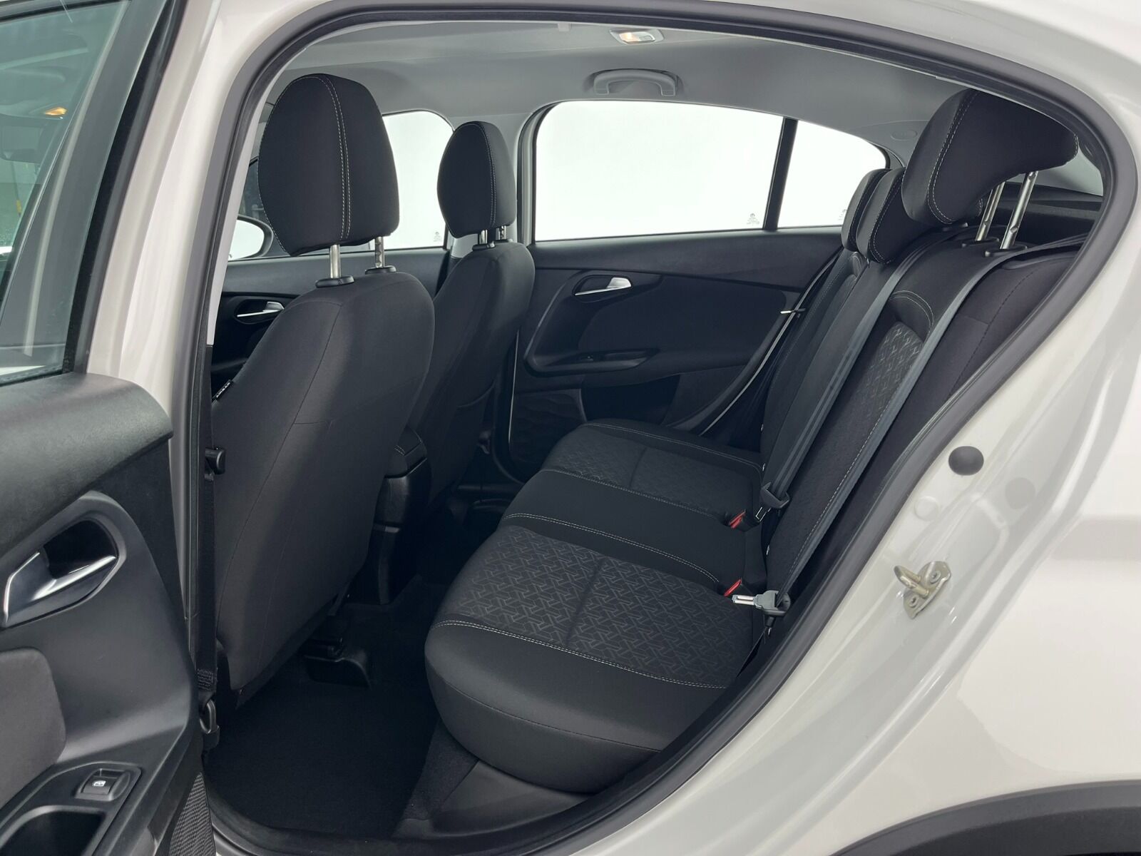 Fiat Egea Cross 1.6 MultiJet Urban GSR Traction+ DCT - 2024 - Detay