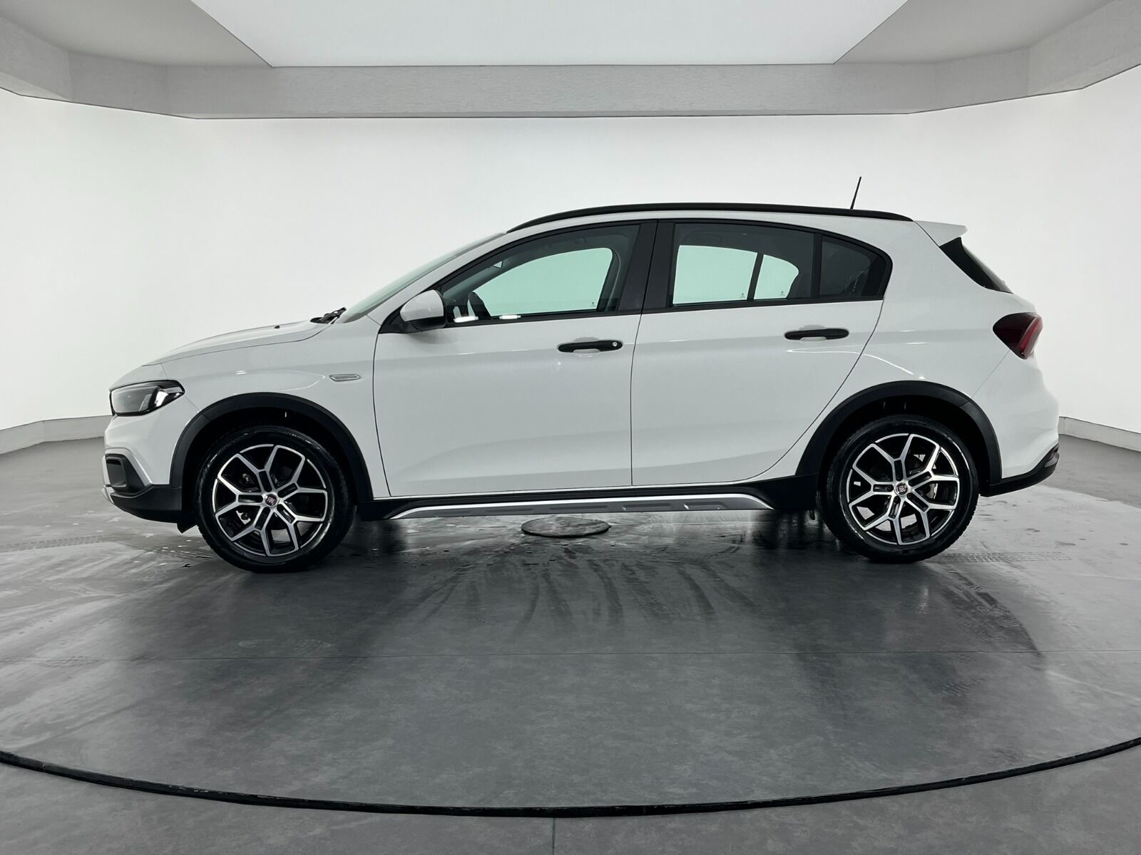 Fiat Egea Cross 1.6 MultiJet Urban GSR Traction+ DCT - 2024 - Detay
