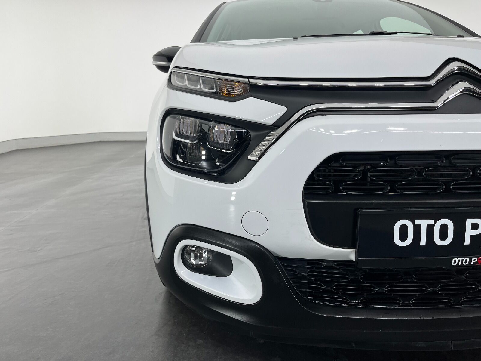 Citroen C3 1.2 PureTech Feel Bold EAT6 - 2023 - Detay