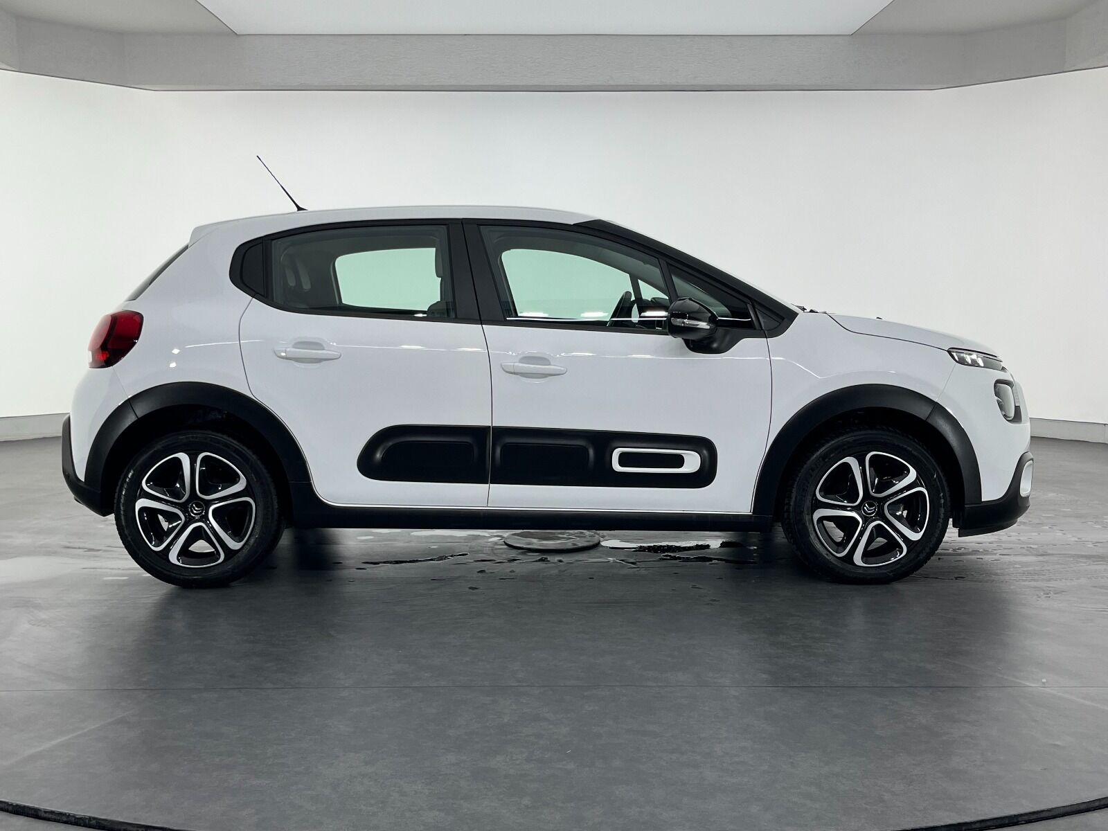 Citroen C3 1.2 PureTech Feel Bold EAT6 - 2023 - Detay