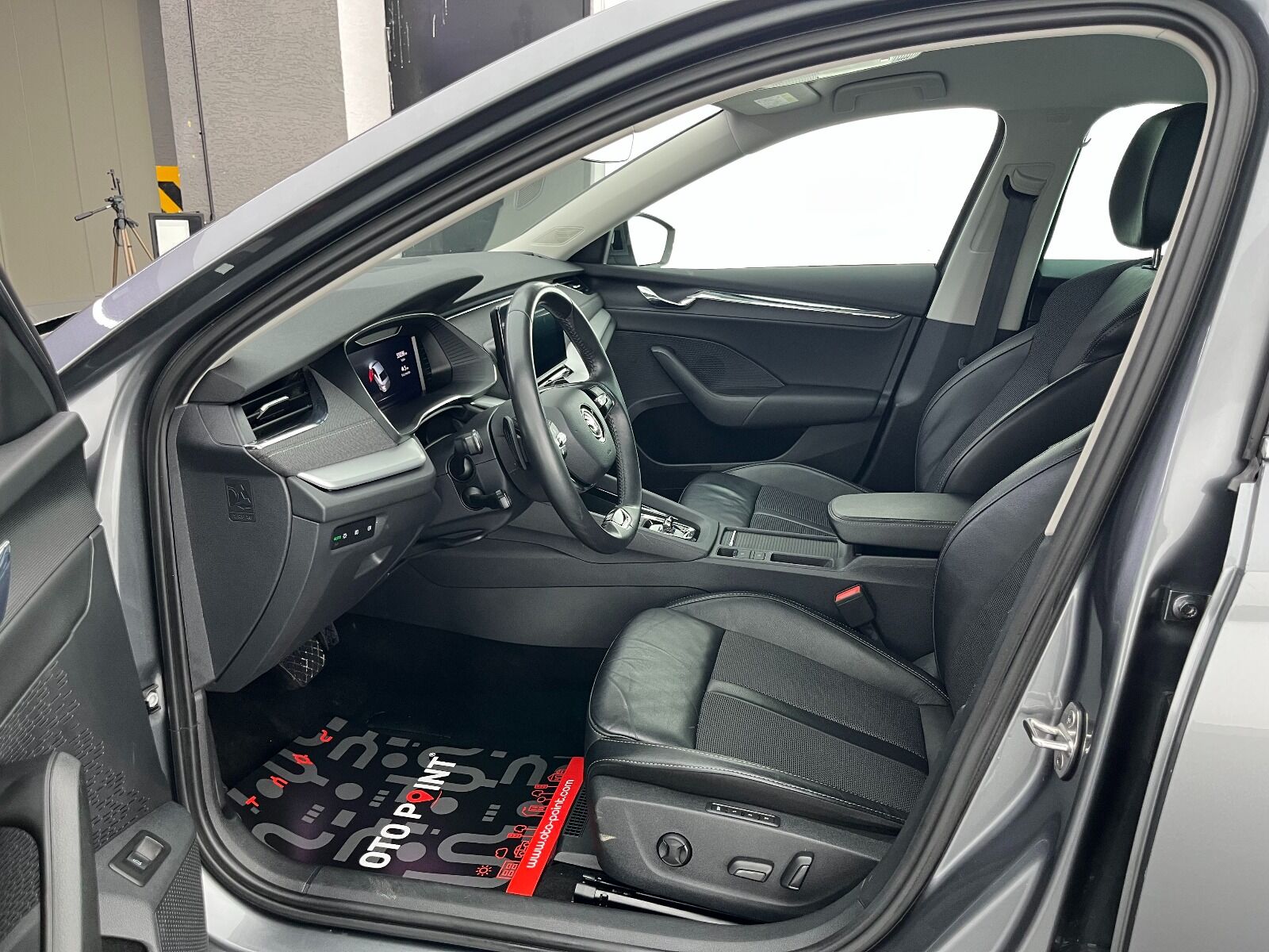 Skoda Octavia 1.5 TSI e-Tec Prestige DSG - 2024 - Detay