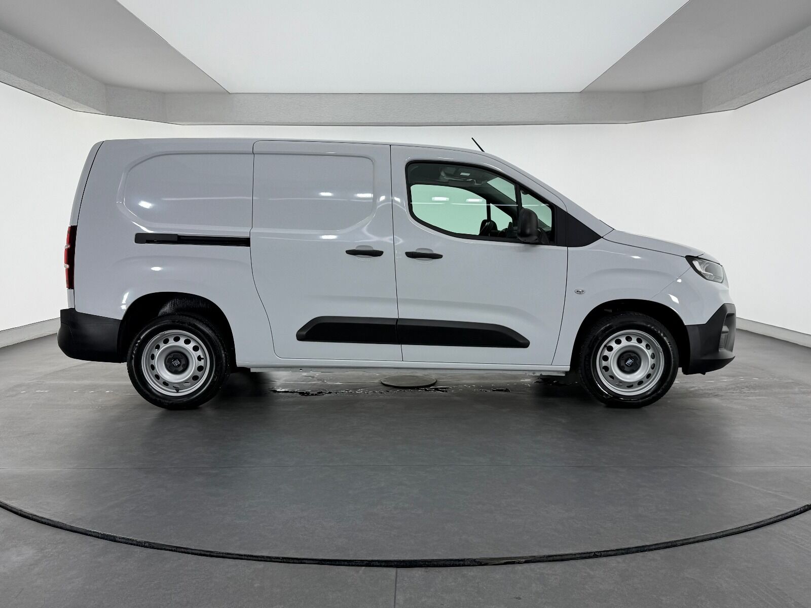 Fiat Doblo Cargo 1.5 BlueHDİ Maxi - 2025 - Detay
