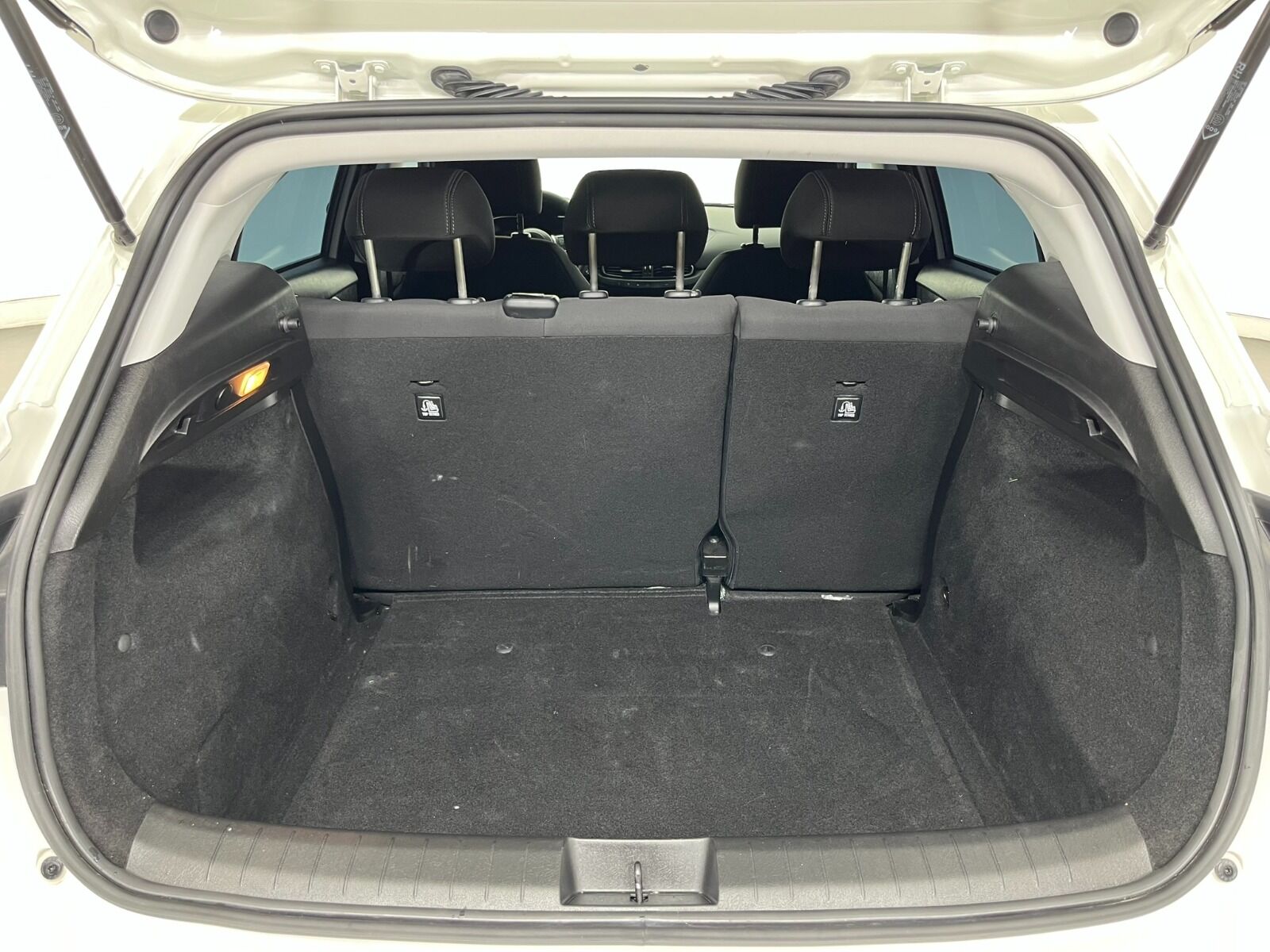 Fiat Egea Cross 1.6 MultiJet Urban GSR Traction+ DCT - 2024 - Detay