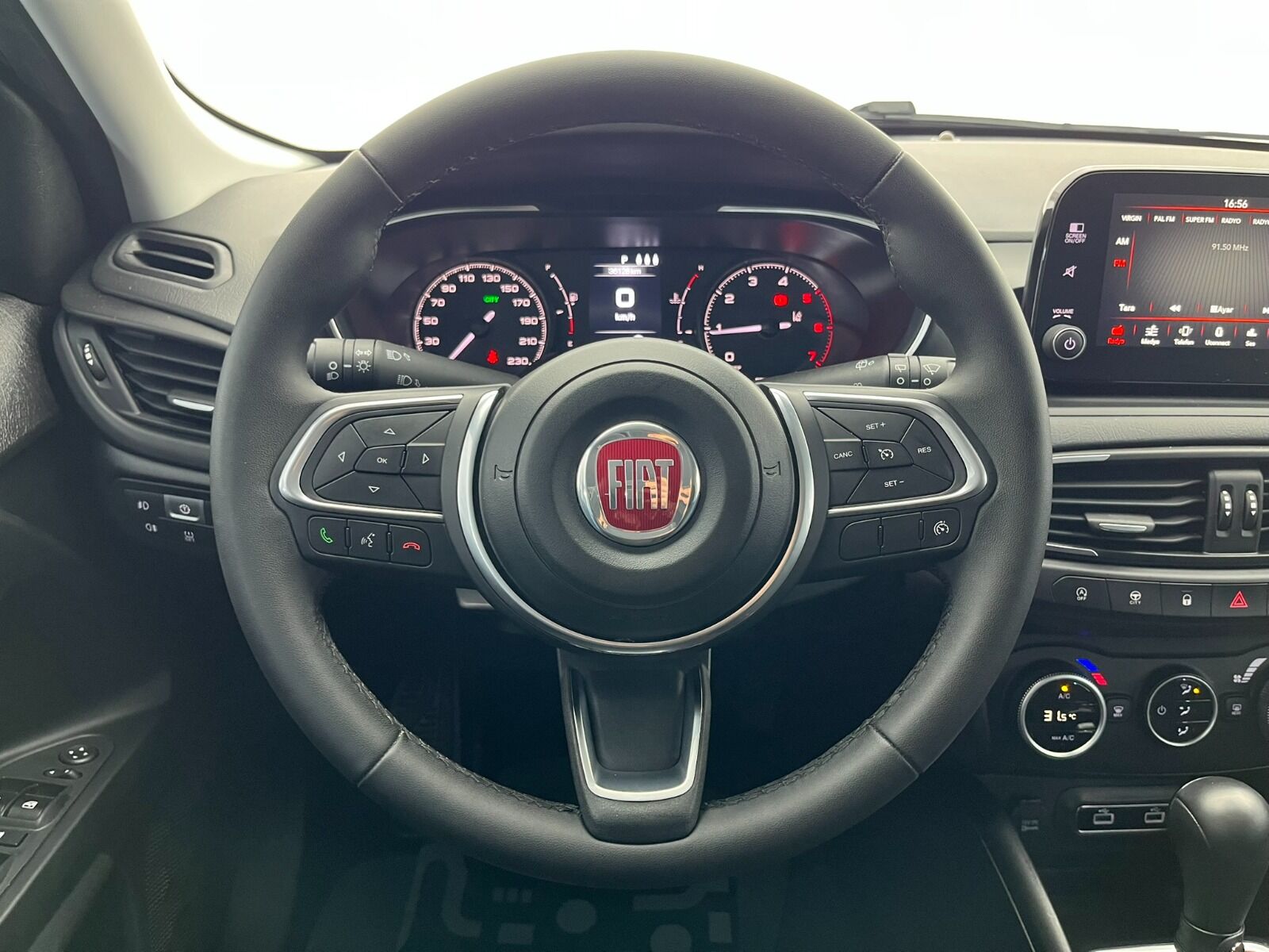 Fiat Egea Cross 1.6 MultiJet Urban GSR Traction+ DCT - 2024 - Detay