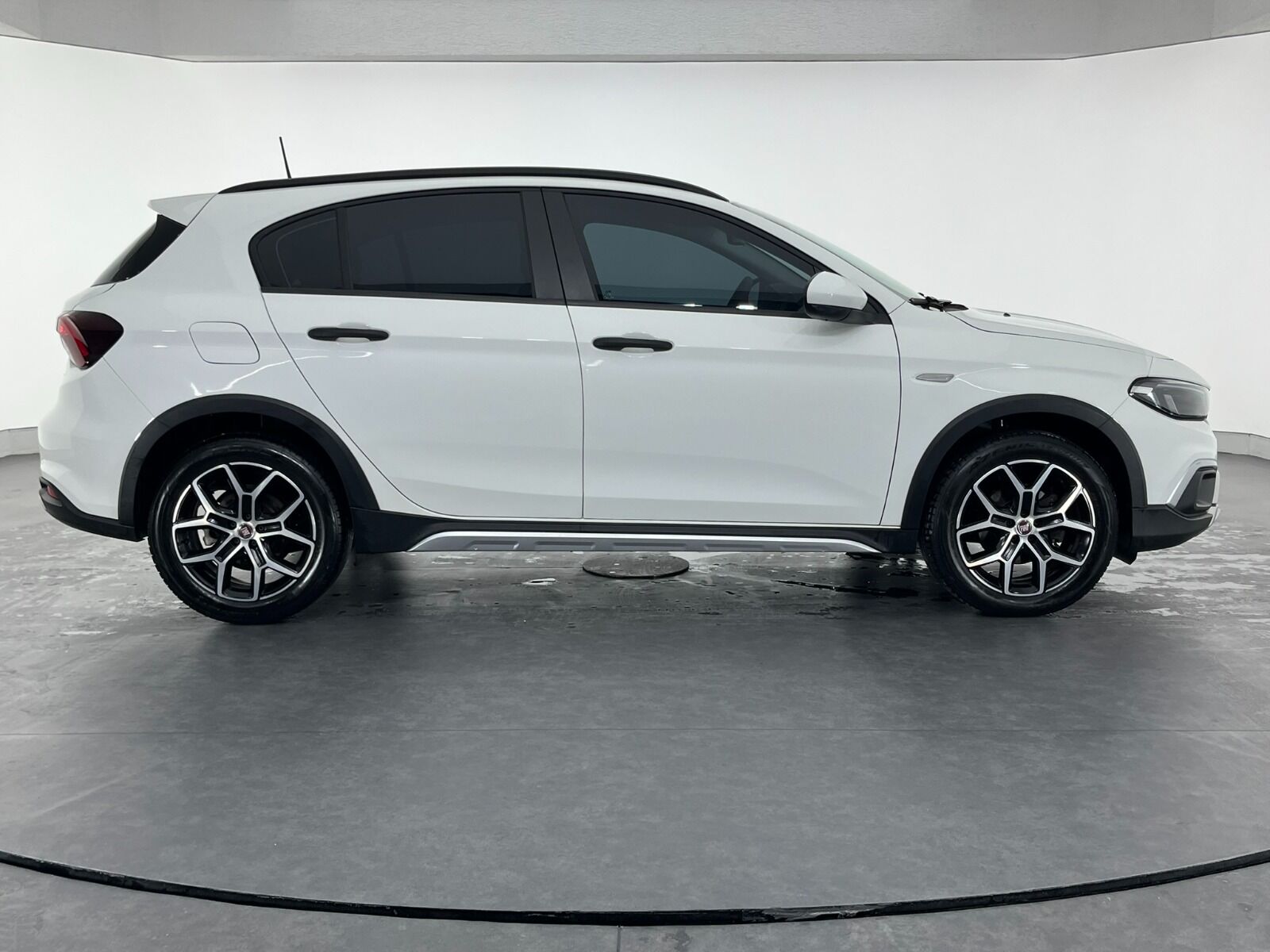 Fiat Egea Cross 1.6 MultiJet Urban GSR Traction+ DCT - 2024 - Detay