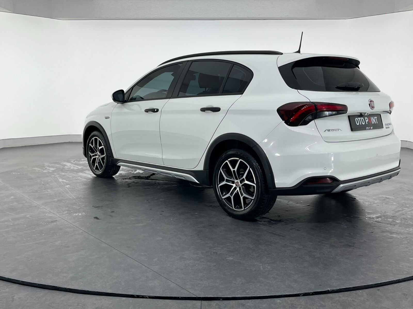 Fiat Egea Cross 1.6 MultiJet Urban GSR Traction+ DCT - 2024 - Detay